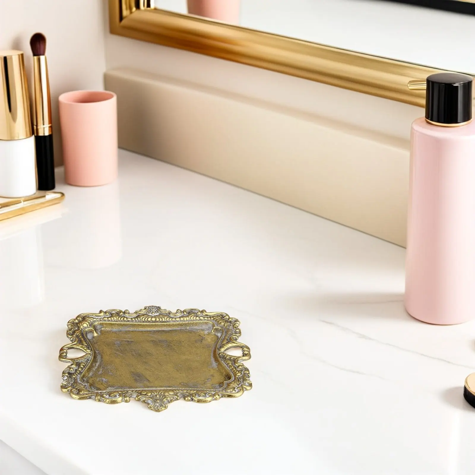 

Metal Jewelry Tray Vintage Jewelry Storage Dish Decorative Tray Ring Bracelet Necklace Organizer Display Plate