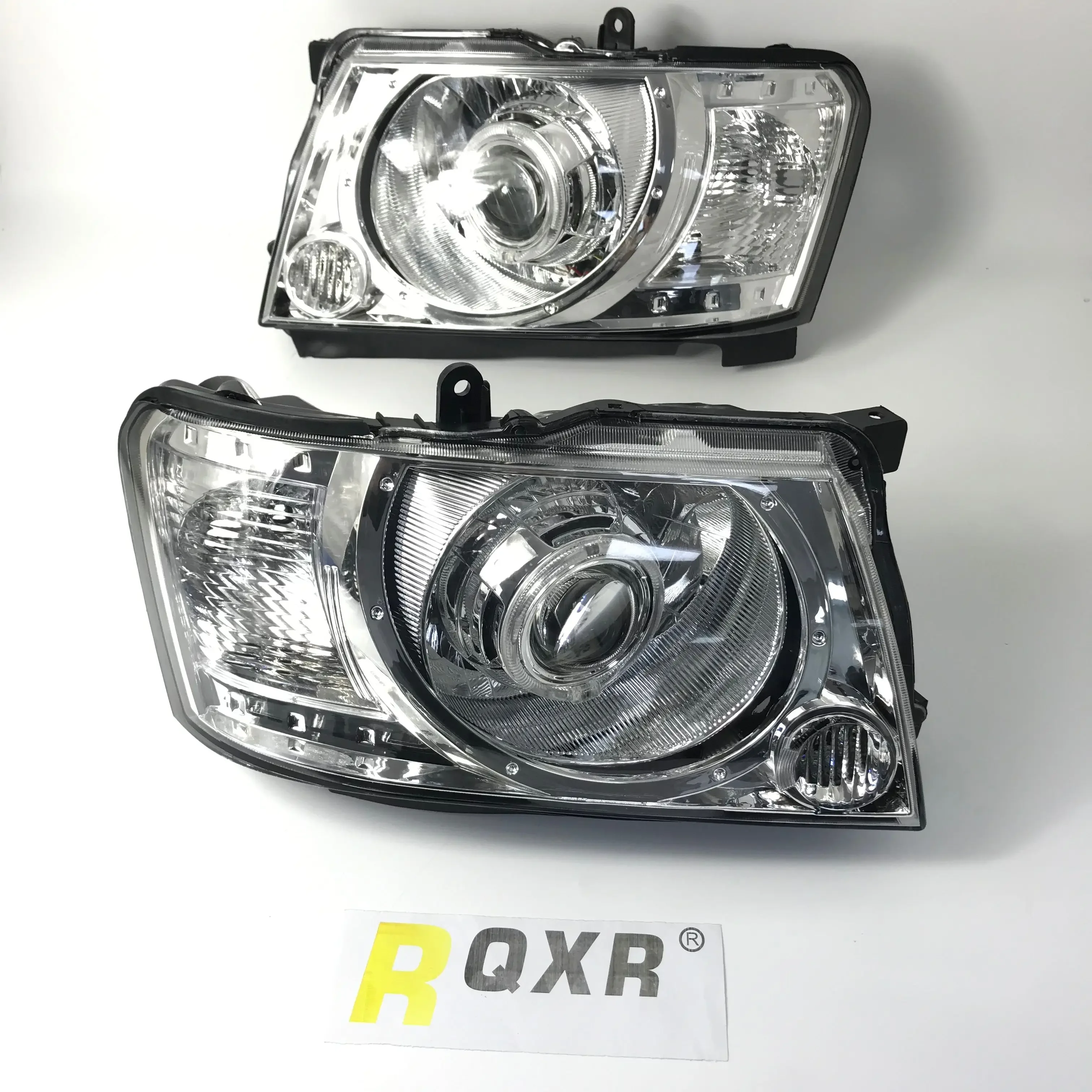Led Xenon Headlight Assembly for Nissan Patrol Y61 04-18 Cob Angel Eye Daytime Running Light Left and Right With Remote Control