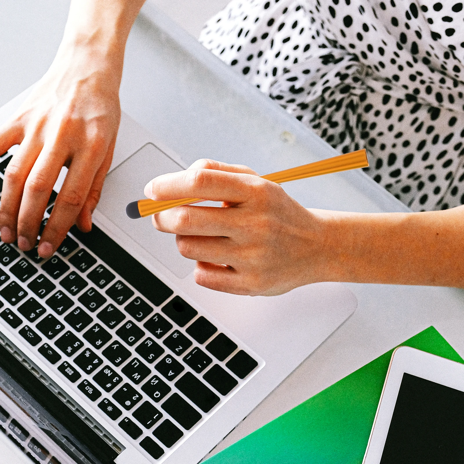 

8 pcs Stylus Pen Slim Waist Silicone Metal Touch Screen For Tablet Smartphone Painting Capacitive Pens Nonslip Design