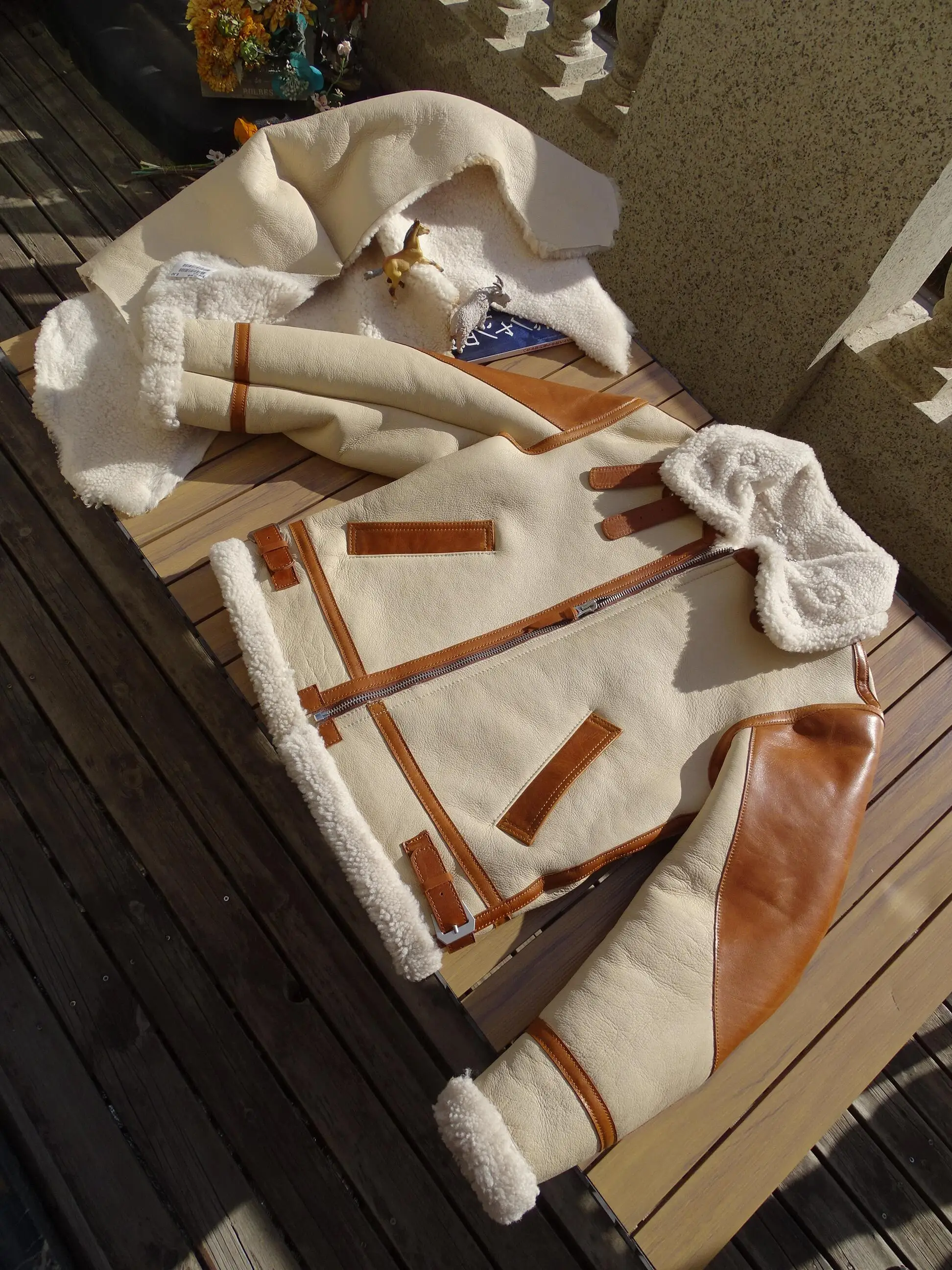 

Rare White Australian Eco-Lamb Leather Jaet Men's Vintage B3 Genuine Leather Coat Warmth Long Sve Zipper Closure