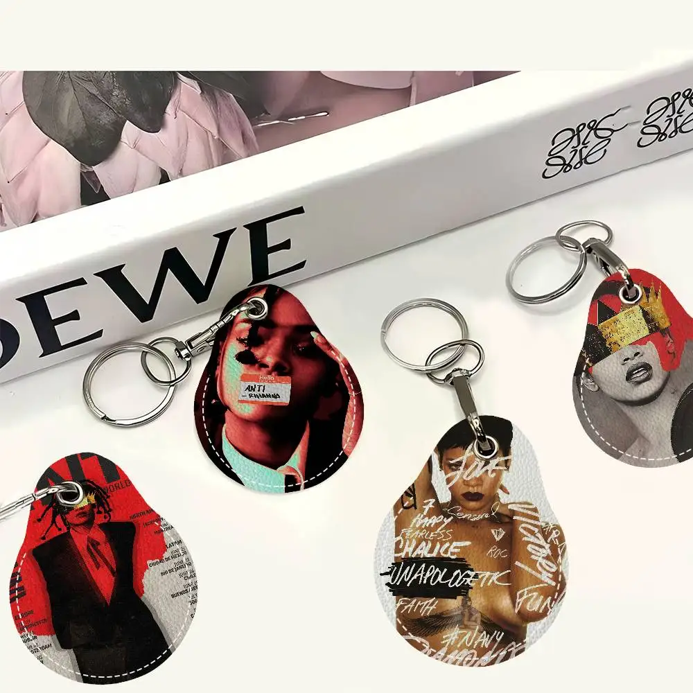 

Hot Singer R-RIHANNAS 1pcs Leather Card Holder With Key Ring Water Drop Shaped Key Case Keychain Doorlock Accessories