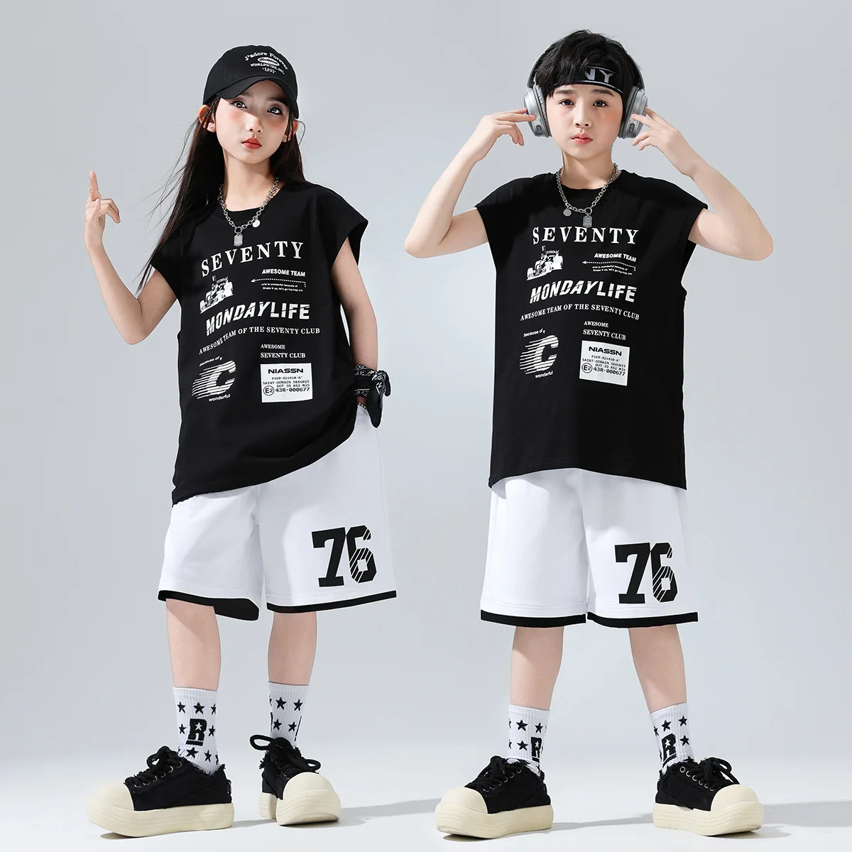 เด็กKpop Hip Hopเสื้อผ้าสีขาวสีดําพิมพ์Tเสื้อสบายๆฤดูร้อนกางเกงขาสั้นสําหรับGirl Boy Jazz Danceสวมเสื้อผ้าเครื่องแต่งกาย