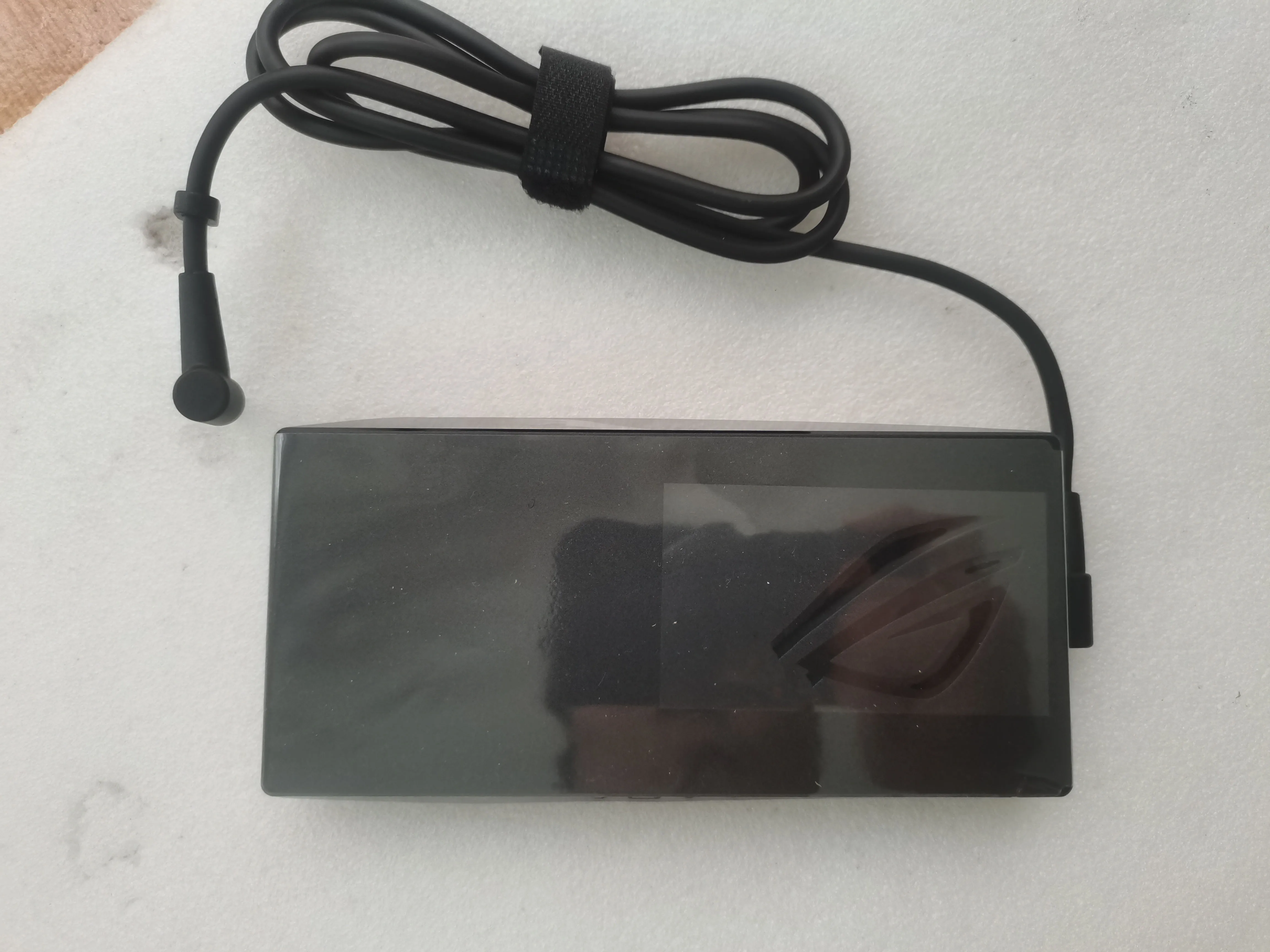 

For ASUS ROG Strix G18 (2025) G814 G814FM G814PM G814PH G814PP-DS94 RTX5070 NEW OEM 20V 14A ø6.0 280W AC Adapter ADP-280EB B