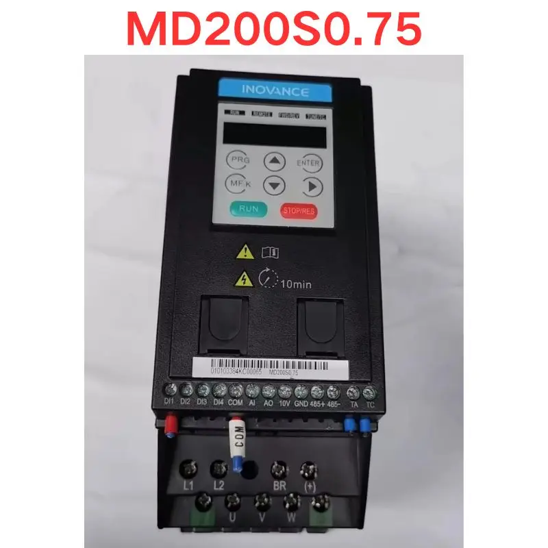 

Used Inovance MD200S0.75 Frequency converters 0.75KW Functional test OK