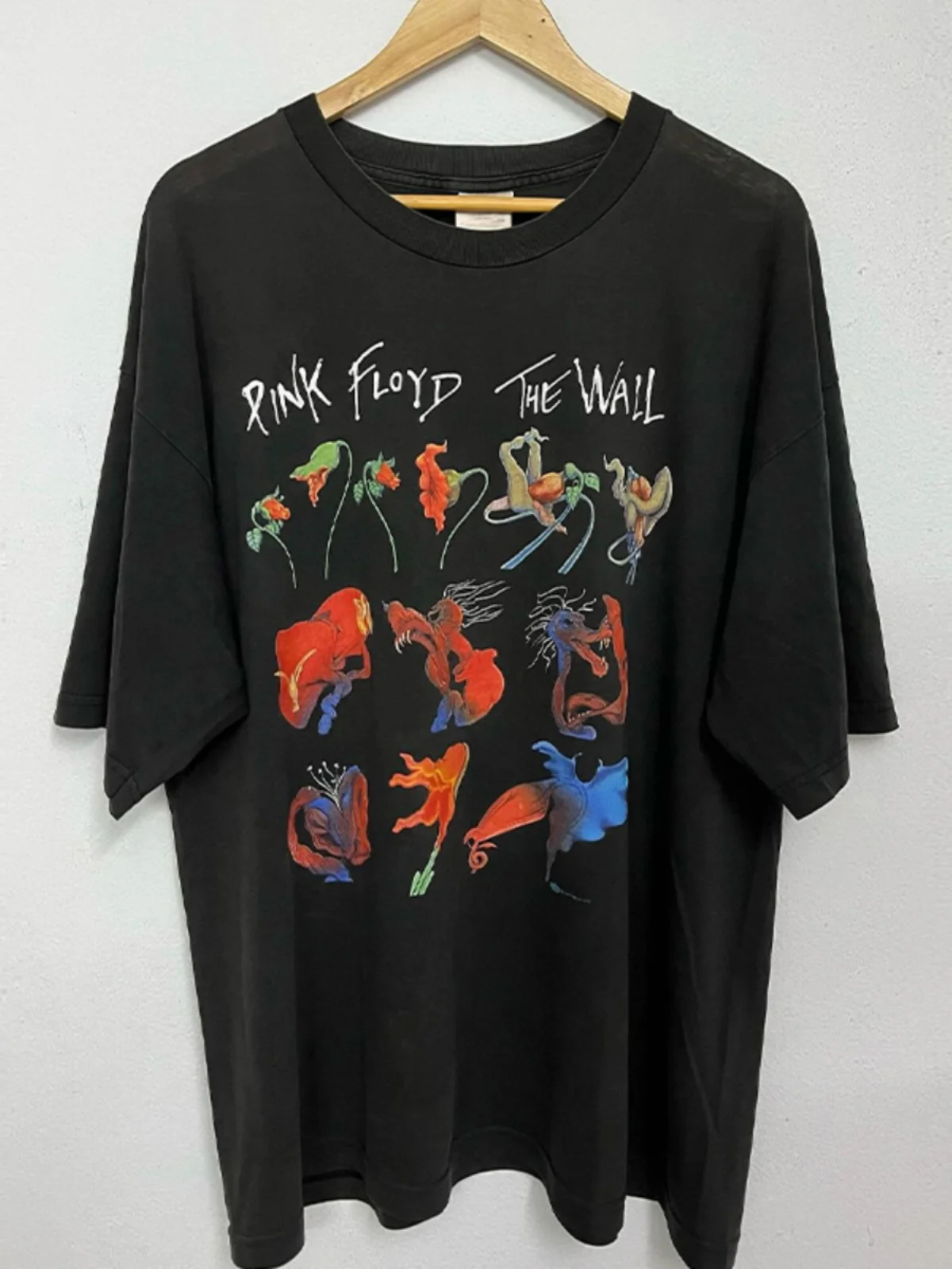  Wall Chic Hip Hop Short Sleeve Unisex Classic Retro T-Shirt Trendy Cotton round Neck T-Shirt for Youth And Teens