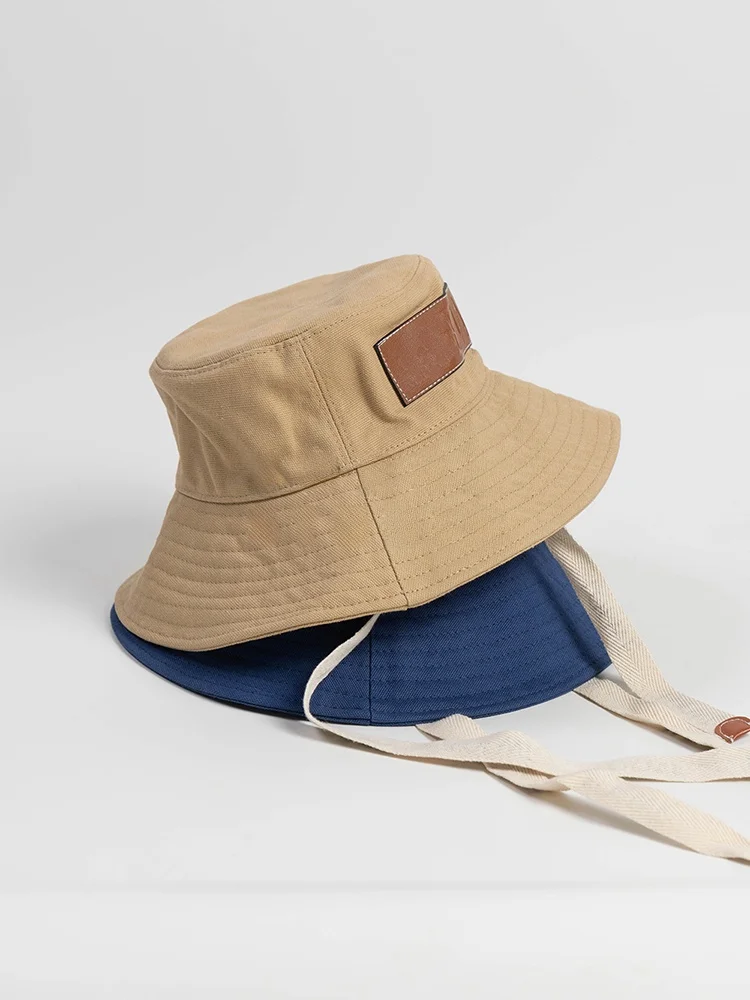 chapeau-de-pecheur-sopra-studio-en-cuir-avec-logo-pour-femme-coupe-ajustee-protection-solaire-style-decontracte-large-bord-ideal-pour-les-voyages