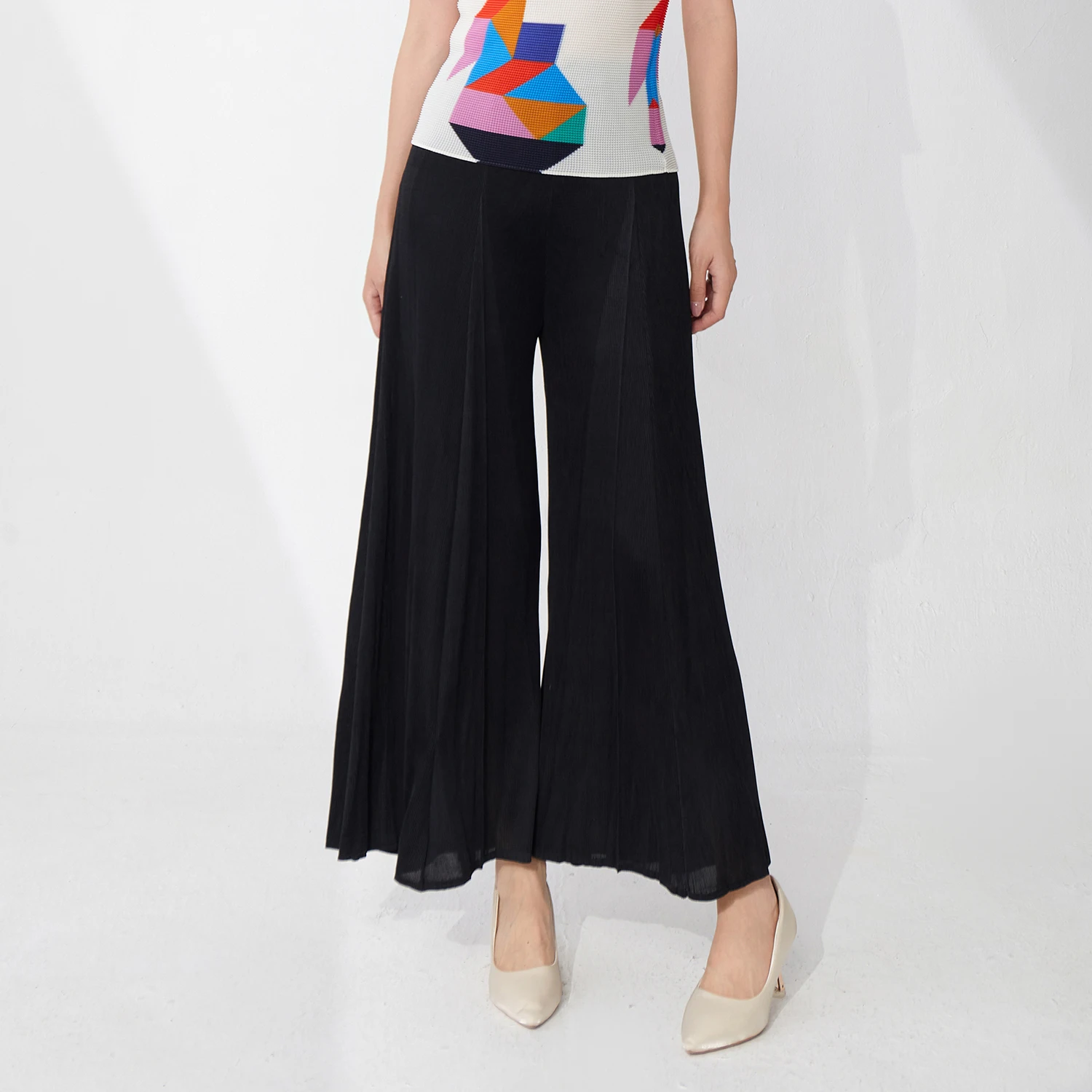 Wholesale Direct High Quality Women's Pleated Pants Summer Elastic Loose Wide Leg Pants Miyake Pants