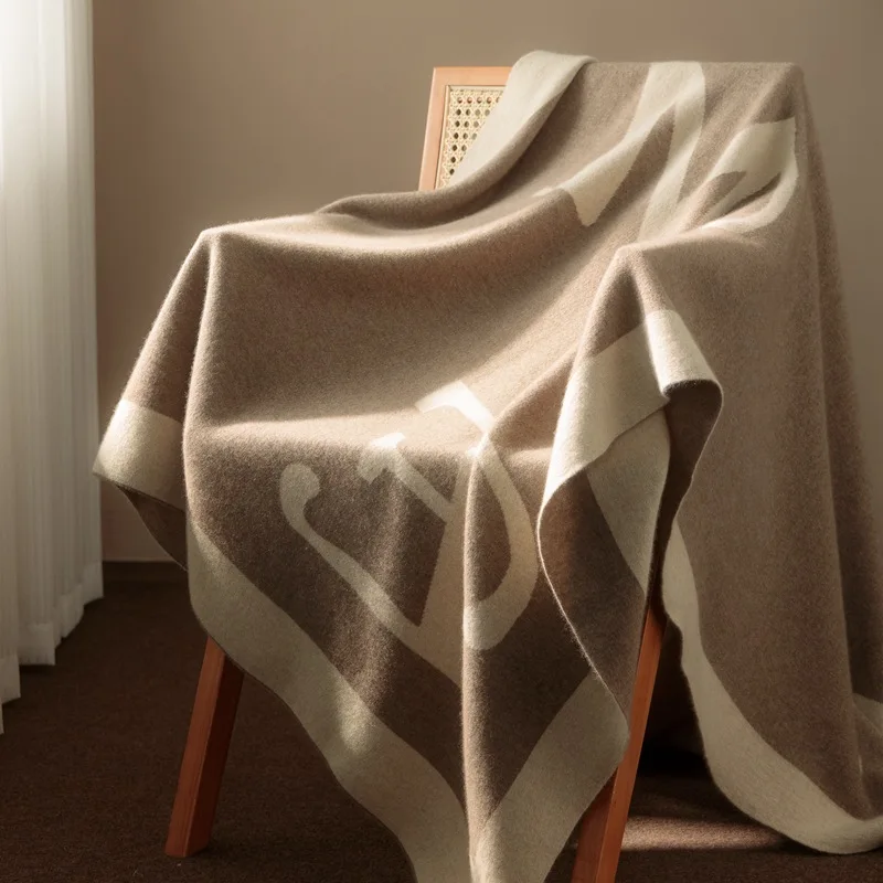 Four Seasons Multifunctional Sofa Blanket Travel Nap Air Conditioning Blanket Alphabet Jacquard Thick Blanket