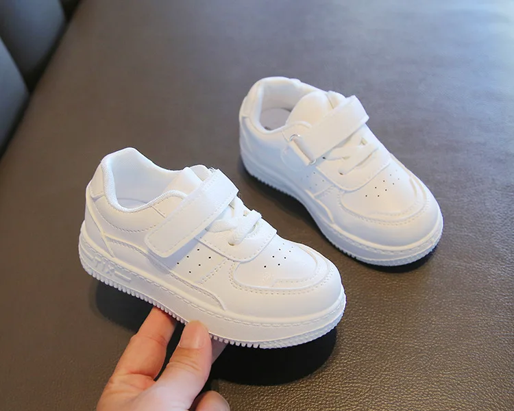 2026 Herbst Kinder-Sneaker Jungen Freizeitschuhe Leder Flache Schüler-Gehschuhe Rutschfeste Mädchen Leichte Sportschuhe – Detail 6