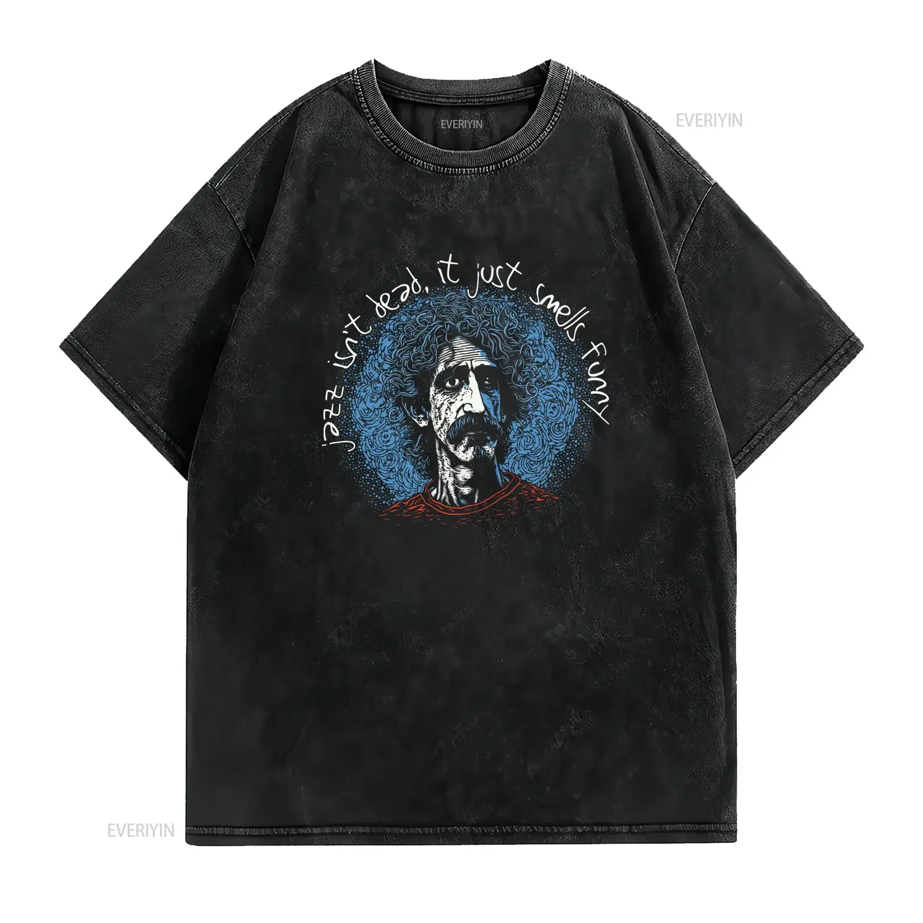 T shirt musicale di Frank Zappa con la celebre frase 'Jazz Is Not Dead' Realizzata in tessuto pesante puro questa maglietta