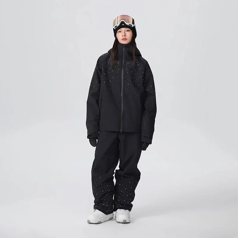 

New Female Ski Set Windproof Warm Windproof Waterproof Breathable Clothes 2025 Winter Outdoor Women's Sports Suit Baggy Suits