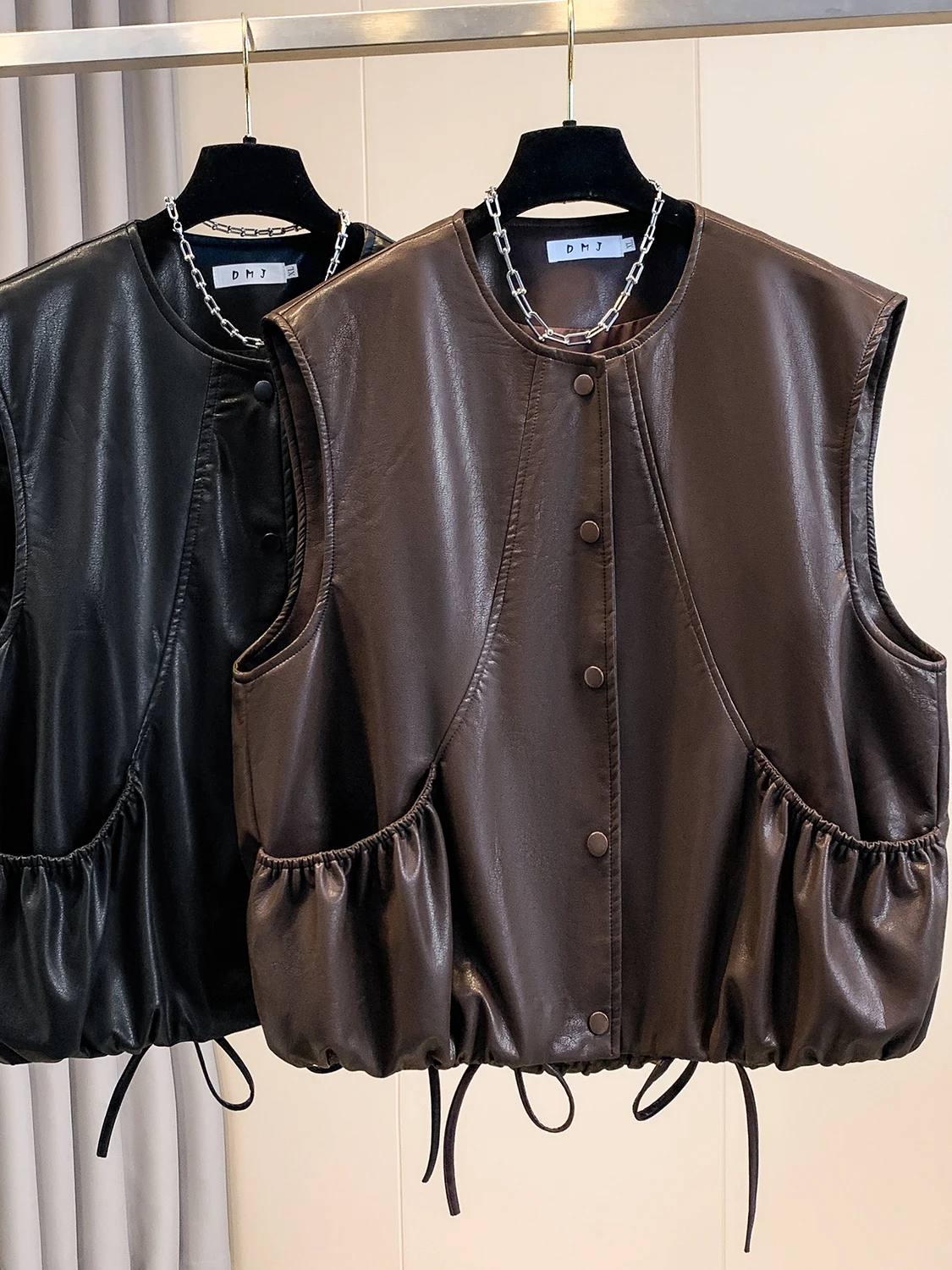 Loose Casual Retro Biker Feel PU Leather Jacket Women's Sleeveless Slim round Neck Vest Autumn Winter New Arrival Fashion