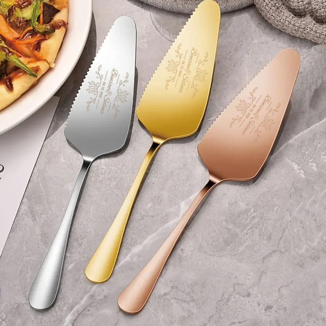 Coffret cadeau de couteaux à gâteau en acier inoxydable gravé sur mesure, adapté aux mariages, anniversaires, toutes sortes de fêtes, 2 pièces