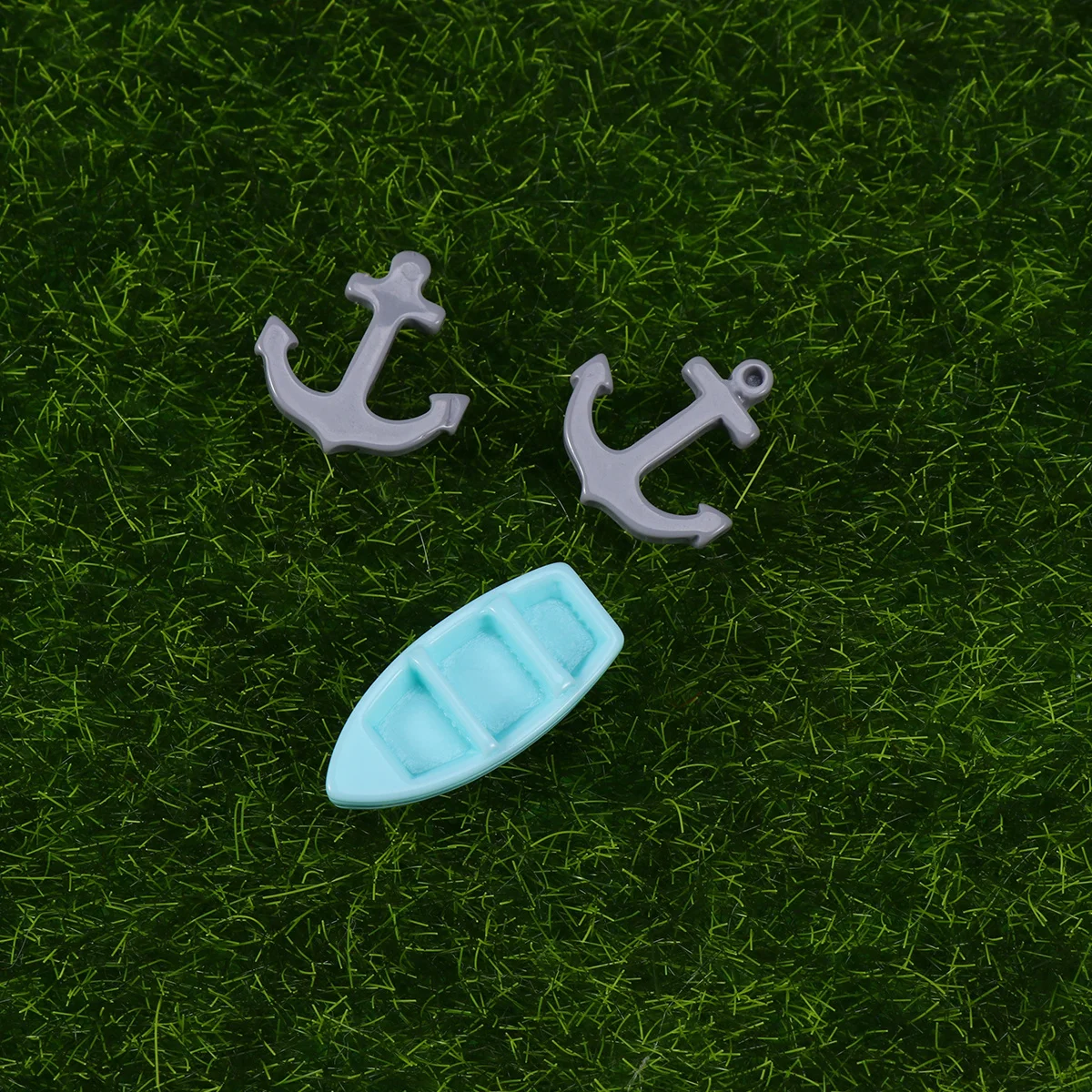 

12Pcs Micro Landscape Boat Decoration Resin Marine Life Crafts Perfect for Home Office Bedroom Dining Room Decoration