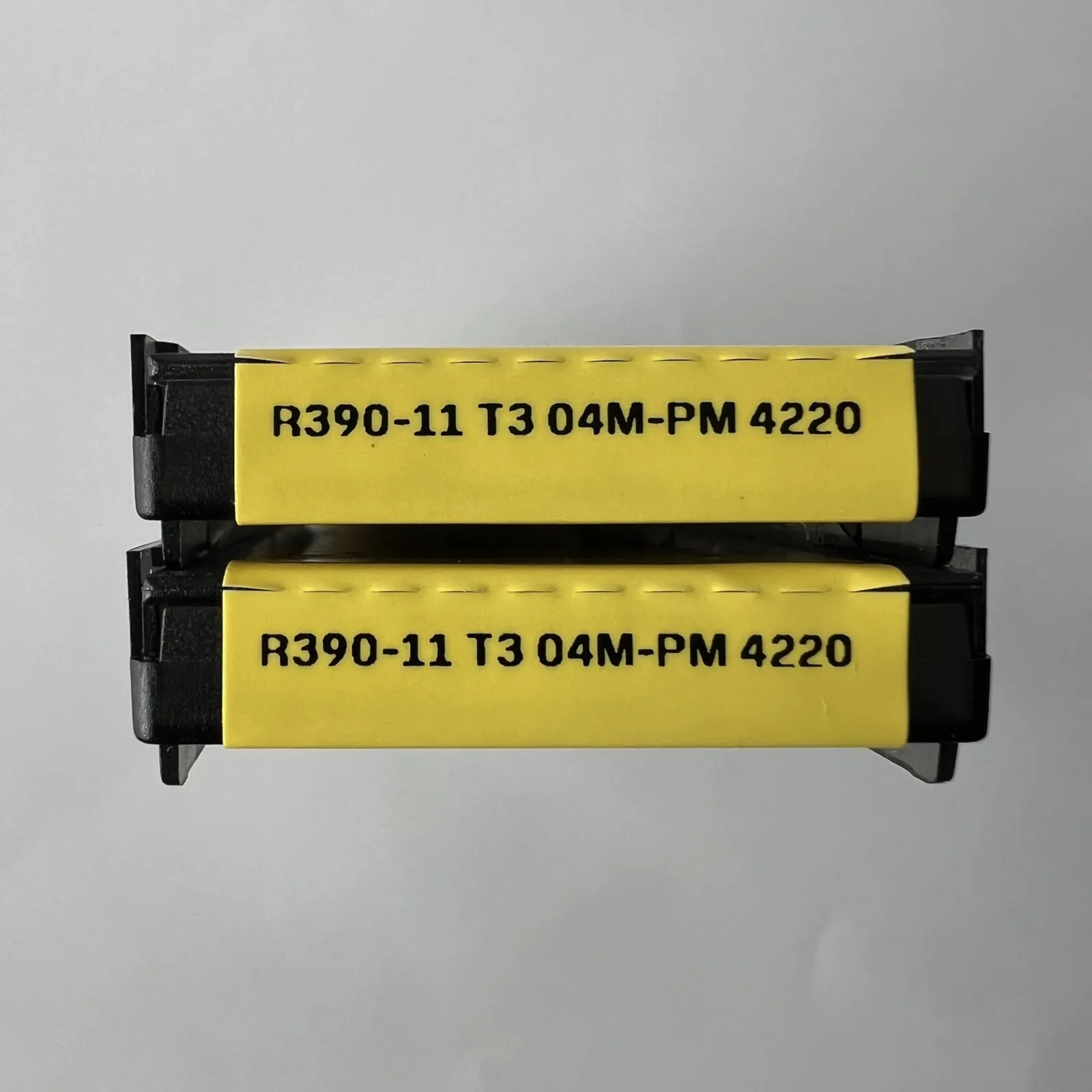 SANDVIK / R390-11T304M-PM 4220 / Original schwedische Hartlegierungsklinge 10 Stk