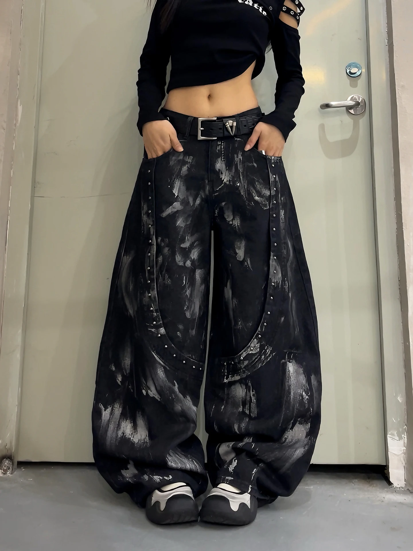 

DoubleD Punk Sle Heavy Du Rivetaged fiti Knife Wide Leg Jeans Loose Fit Cotton Denim Street Sle Women's Jeans