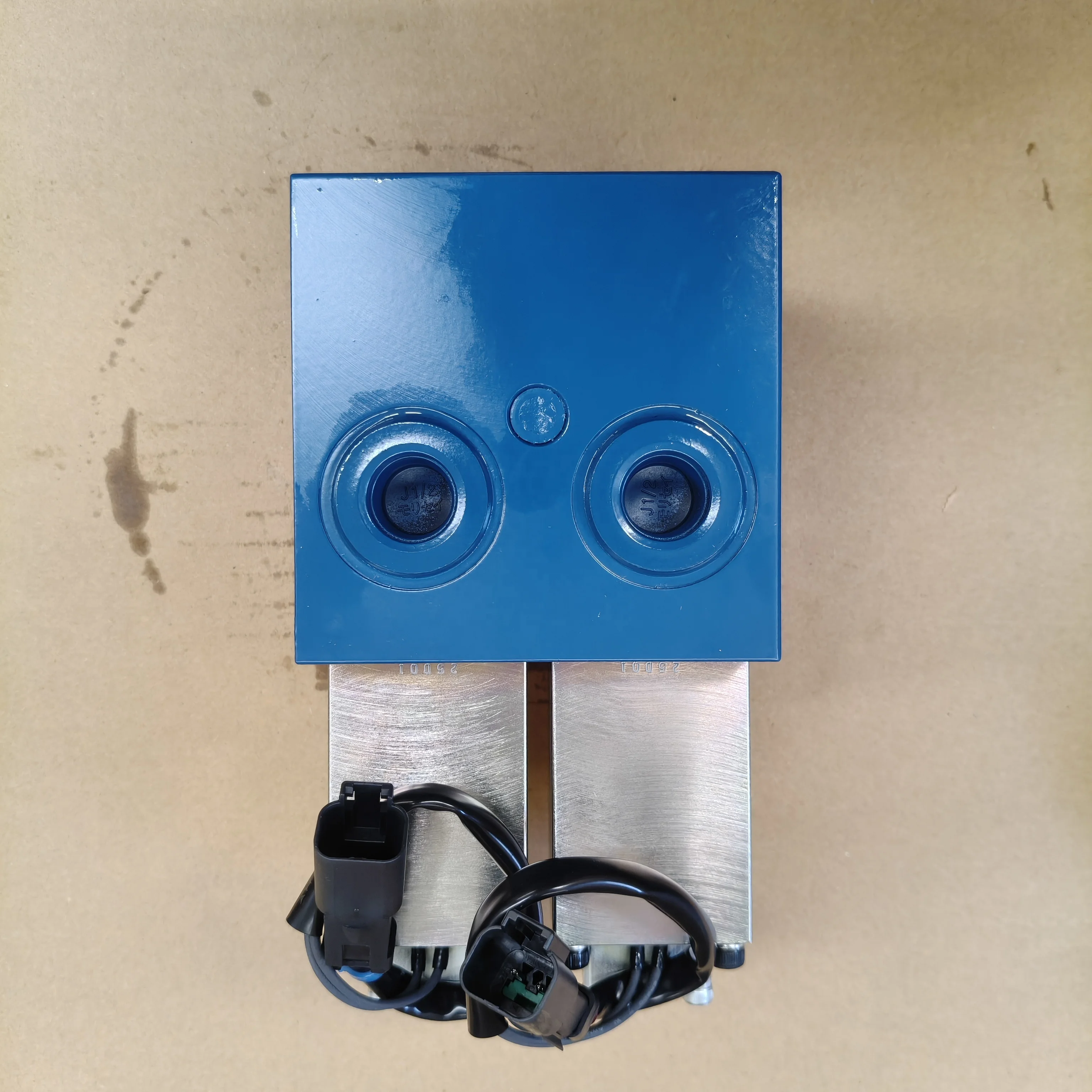 

Gold seller Original Accessories Valve 56B-43-37200 56B4337200 for Dump Truck Parts HD400