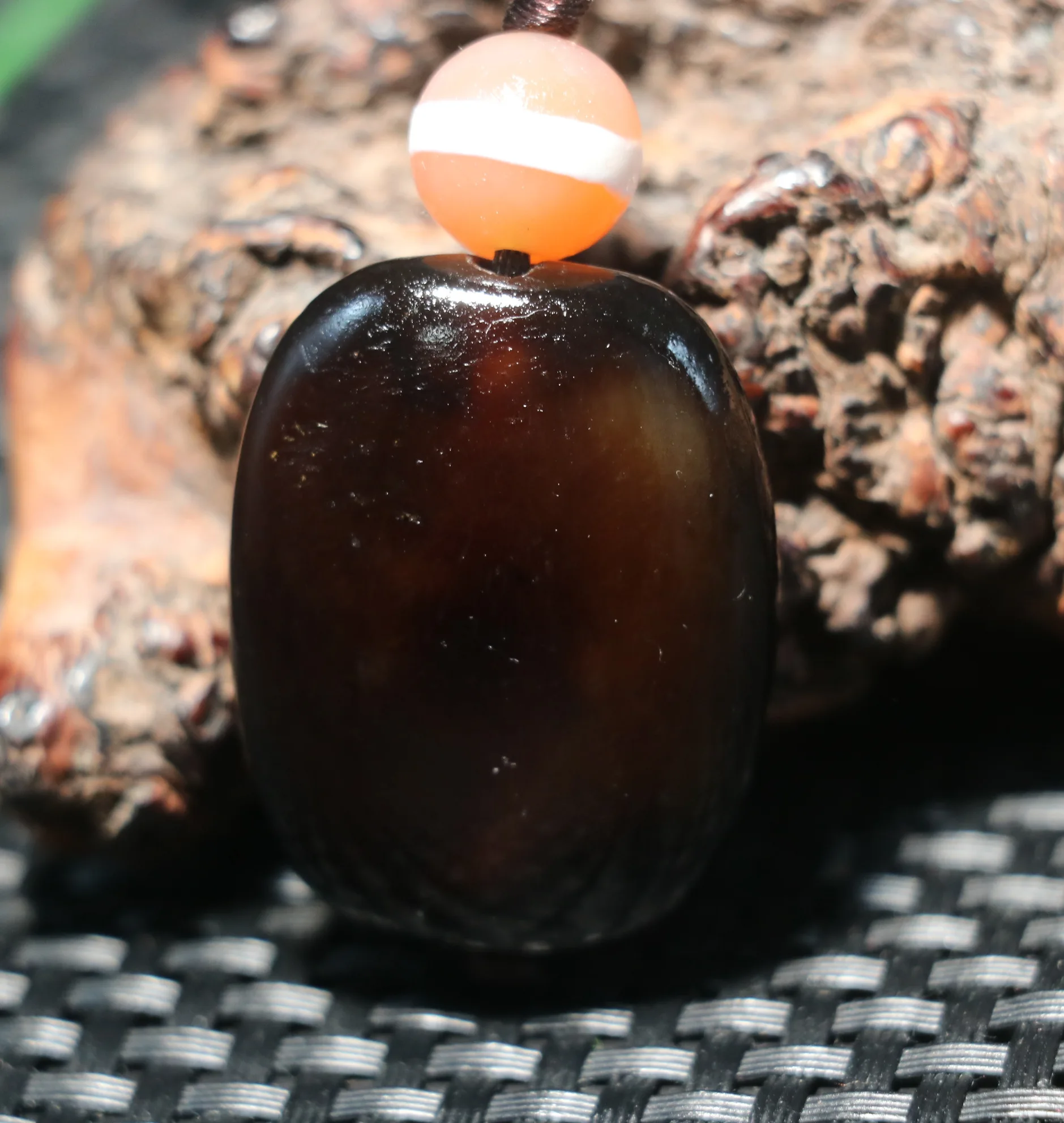 Treasure Energy Tibetan Agate Sculptural OM Words Buddha Eyed Goat Eye dZi Bead Pendant R LKbrother Sauces Top Quality