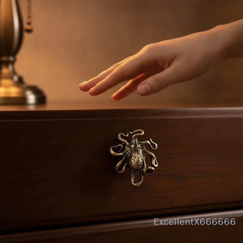Solid Brass Seal Shaped Cabinet Drawer Knob Vintage Finish Adorable Design For Home Kitchen Wardrobe Furniture Decor