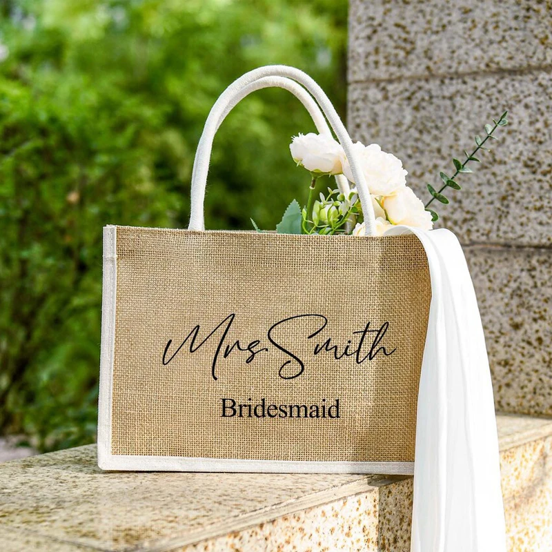 Personalized Bridesmaid Bags,Custom Burlap Tote Bags,Bachelorette Party Beach Gift Bridal Shower Girls Trip Bridesmaid Gift Bags