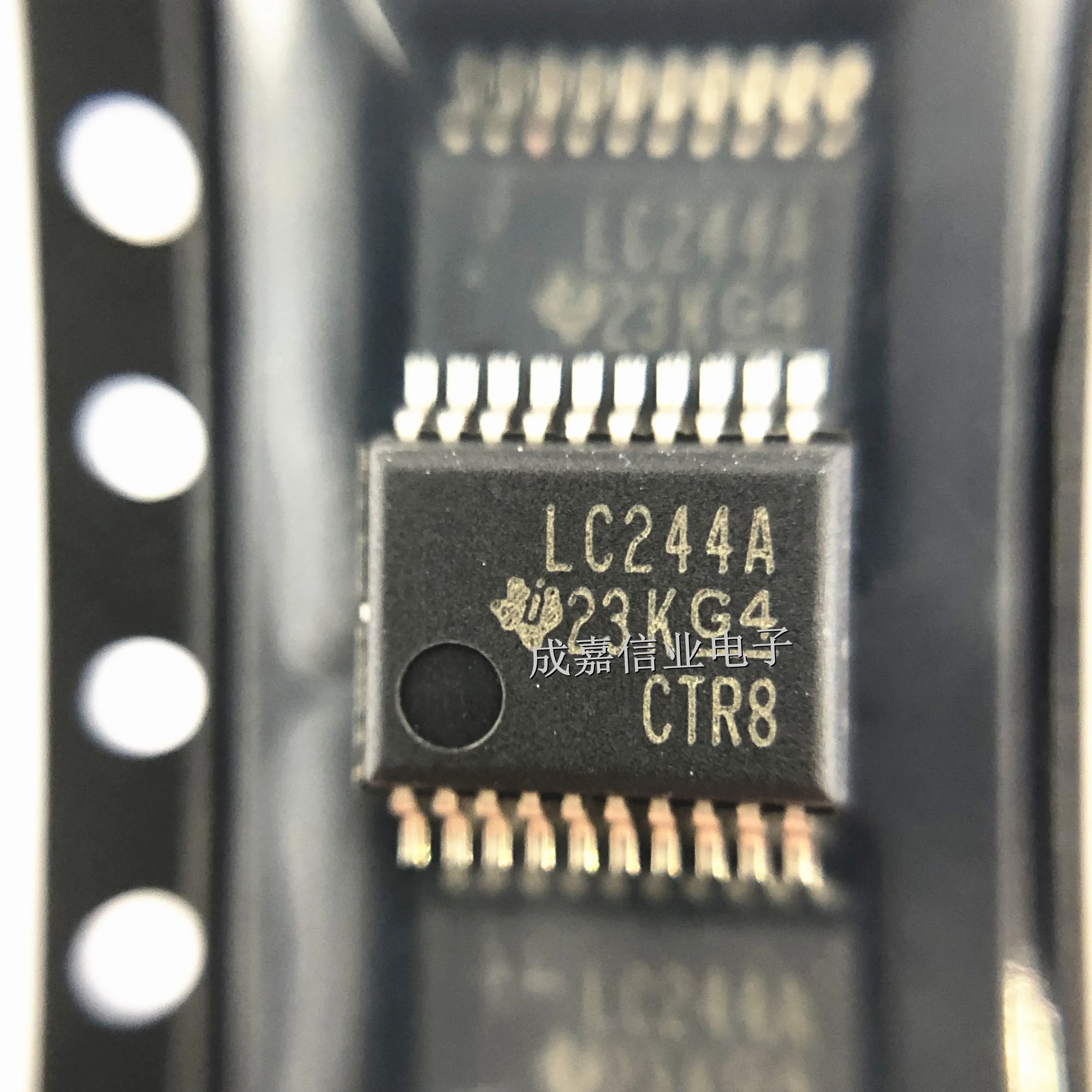 

10pcs/Lot SN74LVC244ADBR SSOP-20 MARKING;LC244A Buffers & Line Drivers Tri-State Octal Operating Temperature:- 40 C-+ 125 C