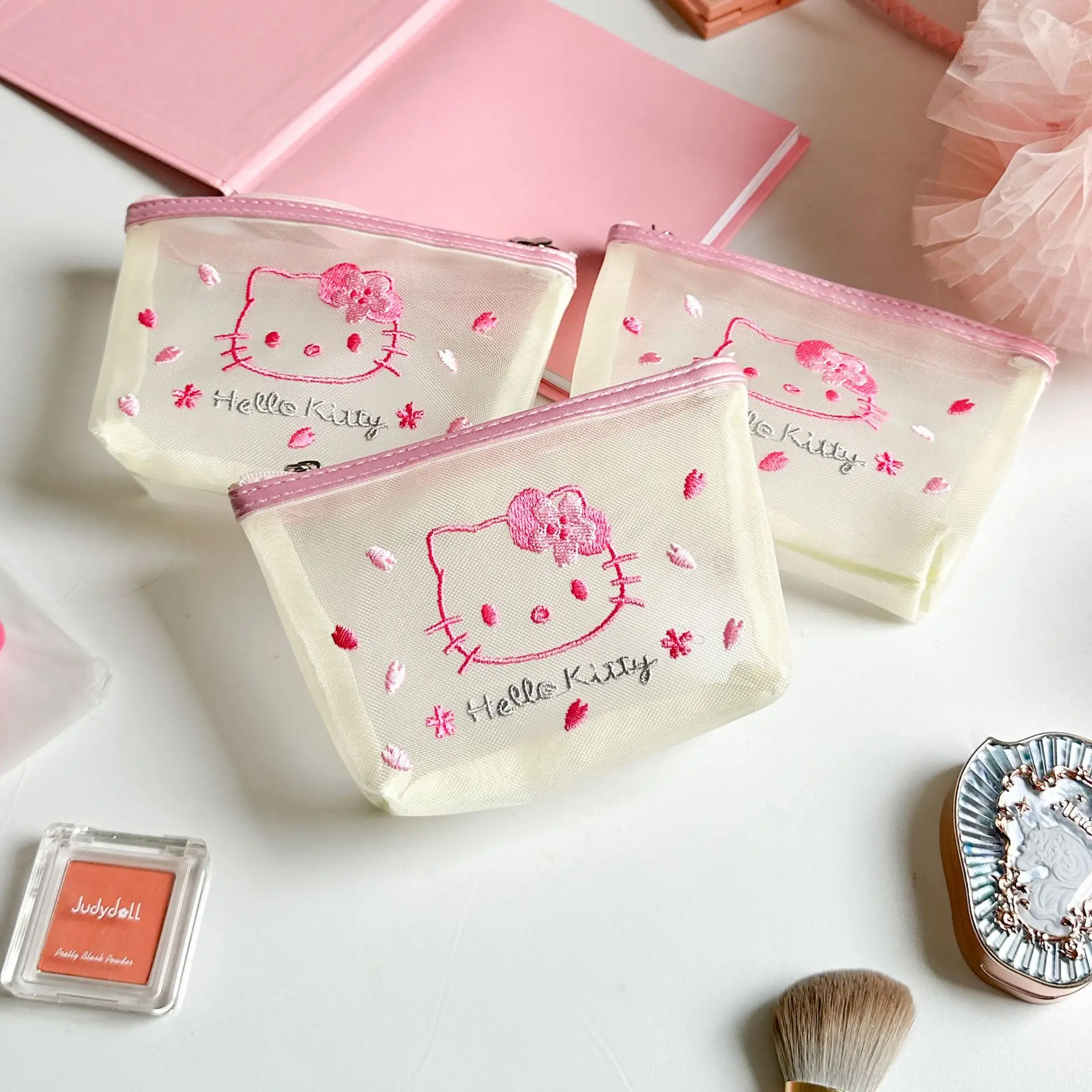 حقيبة تخزين كرتونية من هولو كيتي، حقيبة مكياج صغيرة مطرزة من ساكورا، محفظة نقود معدنية محمولة، هدية لطيفة #1