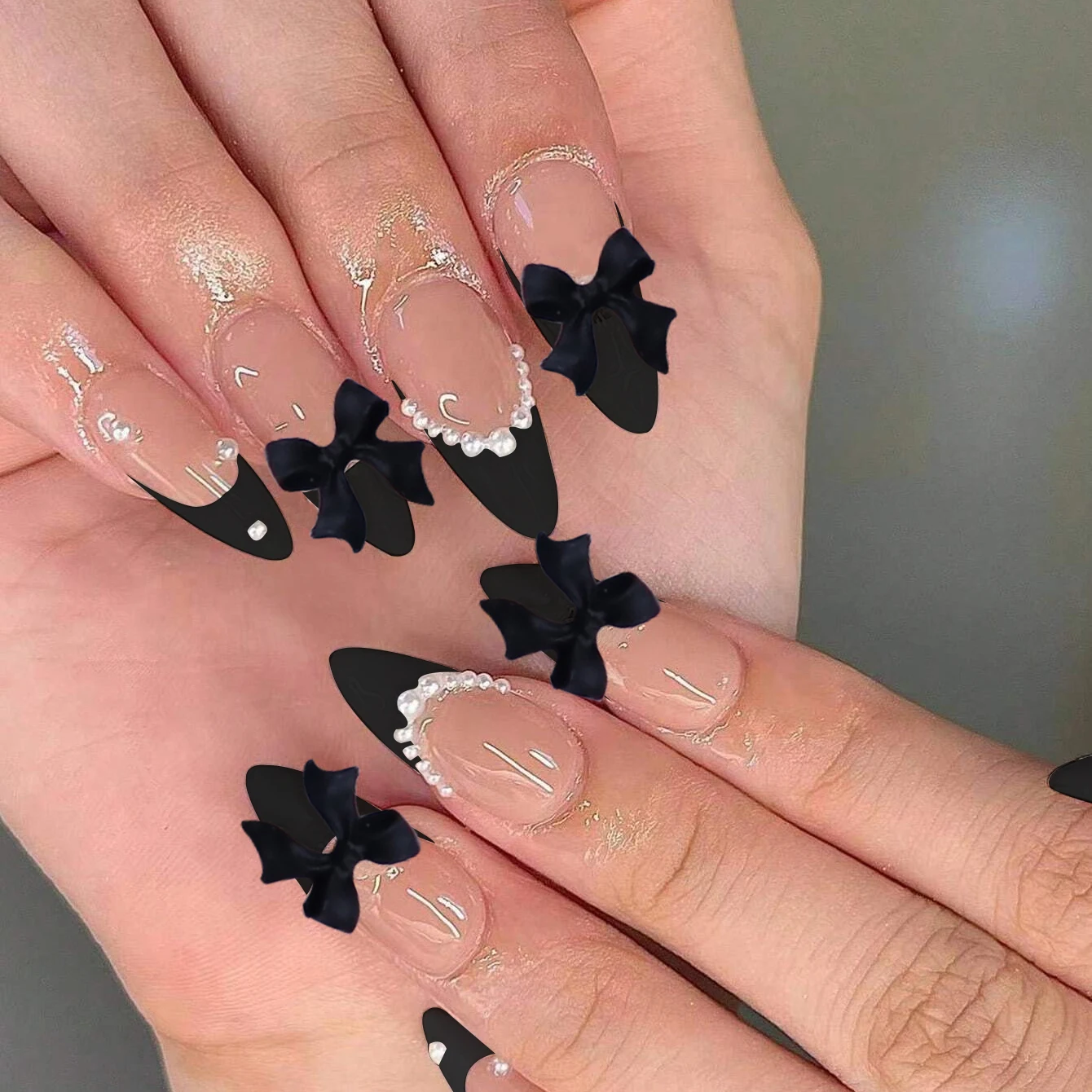 24PCS Press Black French Edge Almond False Nails With Pearl Bow Design Reusable Acrylic False Nails