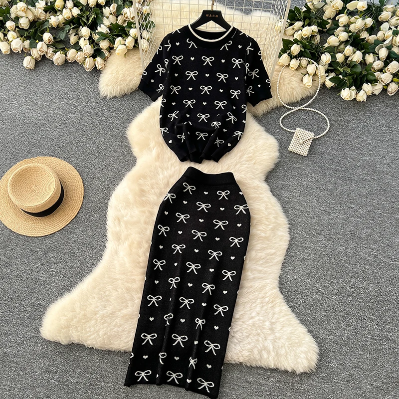 ใหม่ล่าสุดฤดูร้อนถักชุด O คอ Basic Tops + เอวสูงกระโปรงยาวพิมพ์ Chic Casual ผู้หญิง 2 ชิ้นชุด