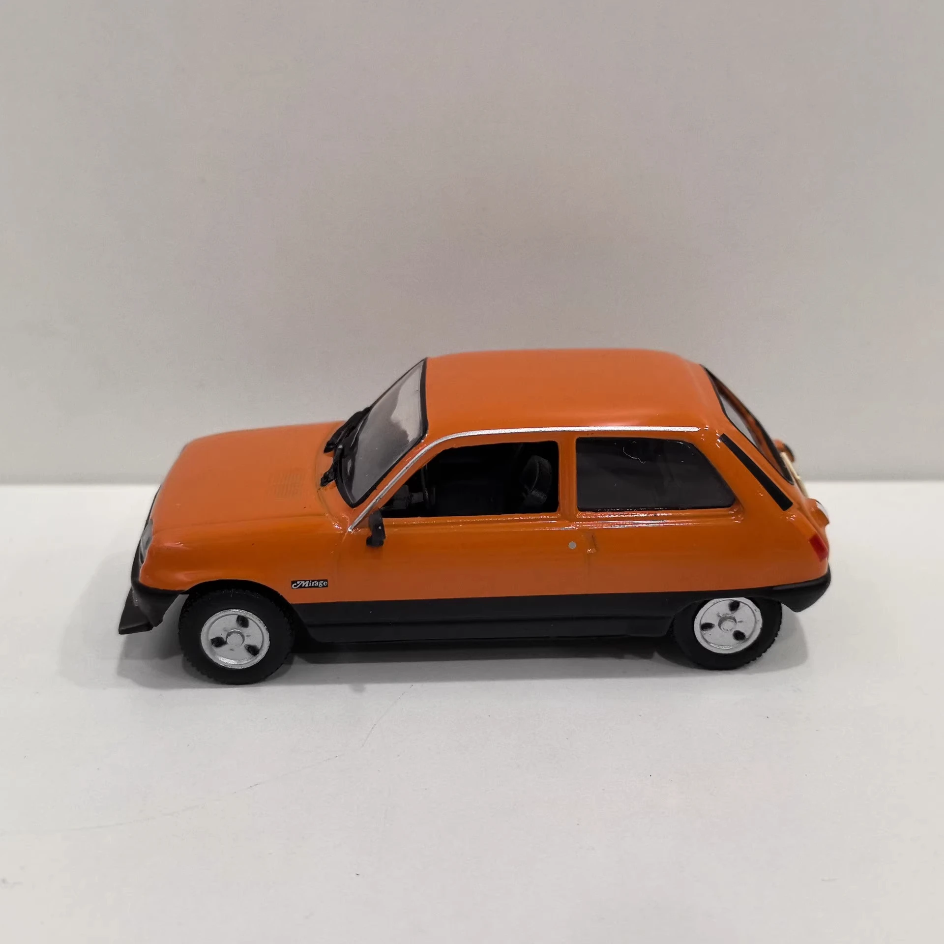 IXO 1/43 RENAULT 5 MIRAGE ZAPATITO 1979 Model samochodu Renault, metalowy, skala 1:11
