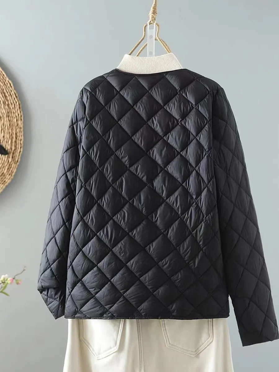 Warmth Short Lightweight Slim Fit V-Neck Diamond Pattern Coat Inner Wear Base Layer Short Coat for Autumn Winter New Arrival