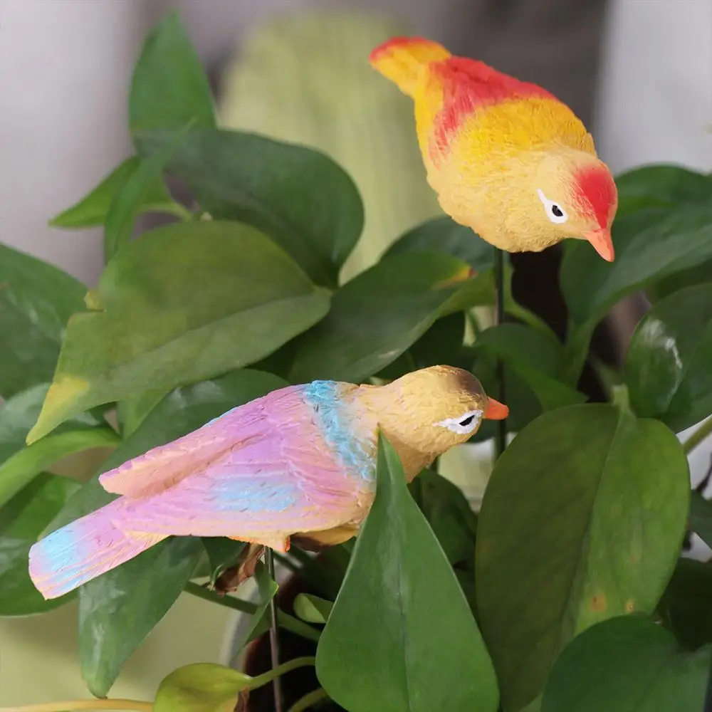 

2Pcs Cute Garden Bird Decorative Stakes Resin Crafts Weatherproof Simulation Birds Figurine Lifelike Mini Bird Sculpture