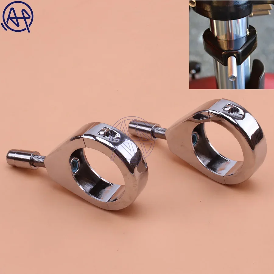 Staffa di montaggio per indicatori di direzione per moto in alluminio da 2 pezzi Morsetto per riposizionamento tubi forcella da 39 mm cromato per Harley