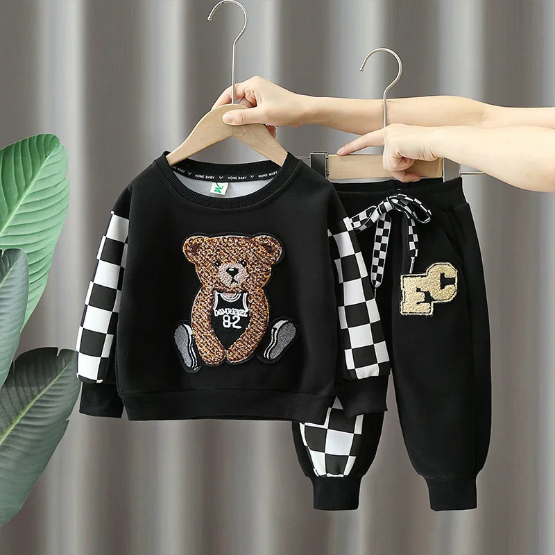 Children's Korean version set 2026 new spring and autumn fashion cartoon bear round neck sports two-piece set for 1-7 years old