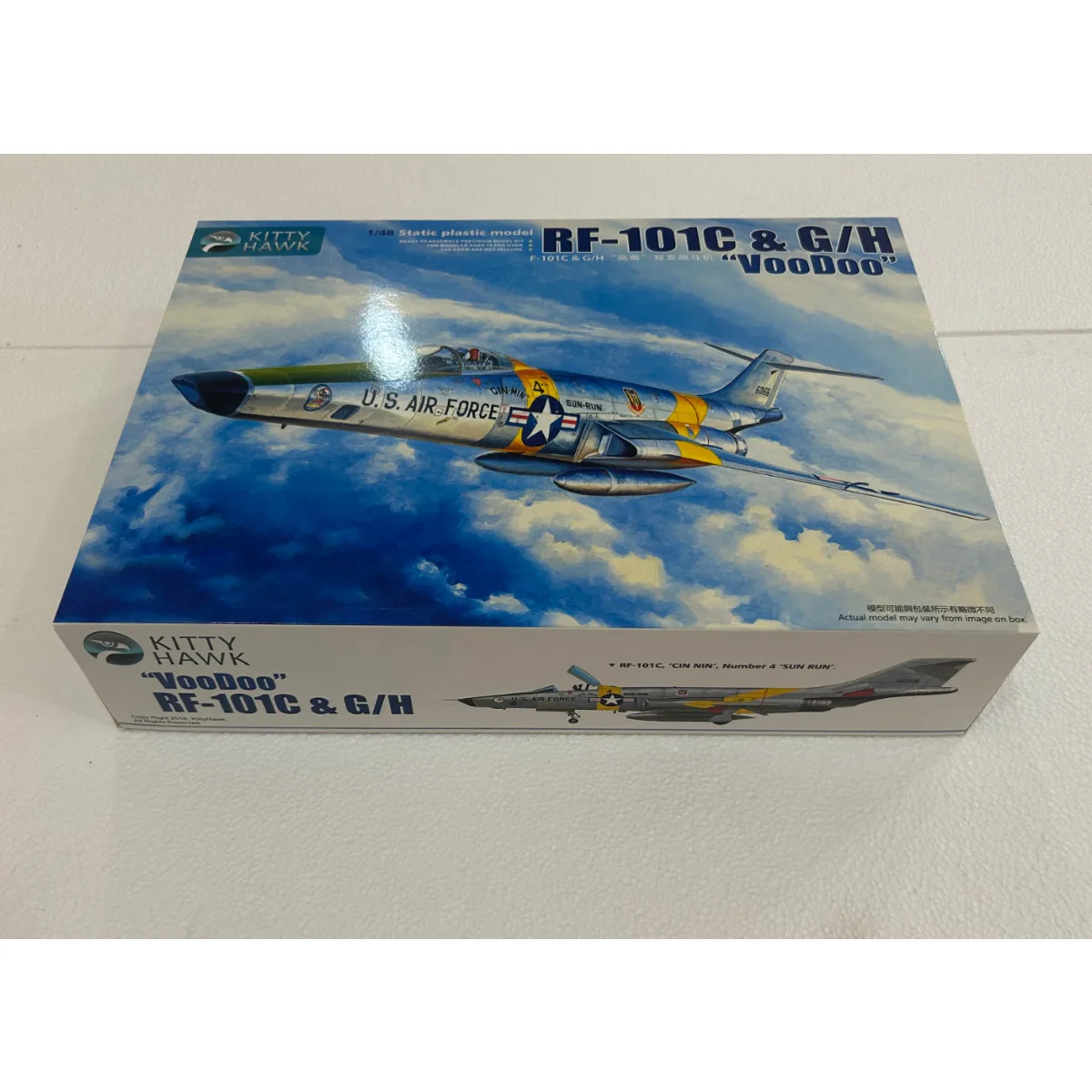 

Kitty Hawk 80116 RF-101C&G/H Voodoo 1/48 Scale Assembly plastics model kit