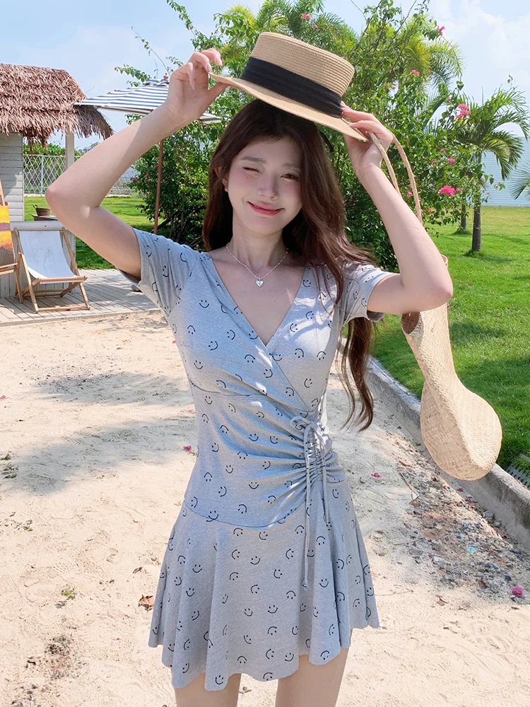 

Pure Desire Sle Women's One-Piece Swimsuit Summer Faion Thermal Spring Vaion Gathering ing ort Sve V-Ne