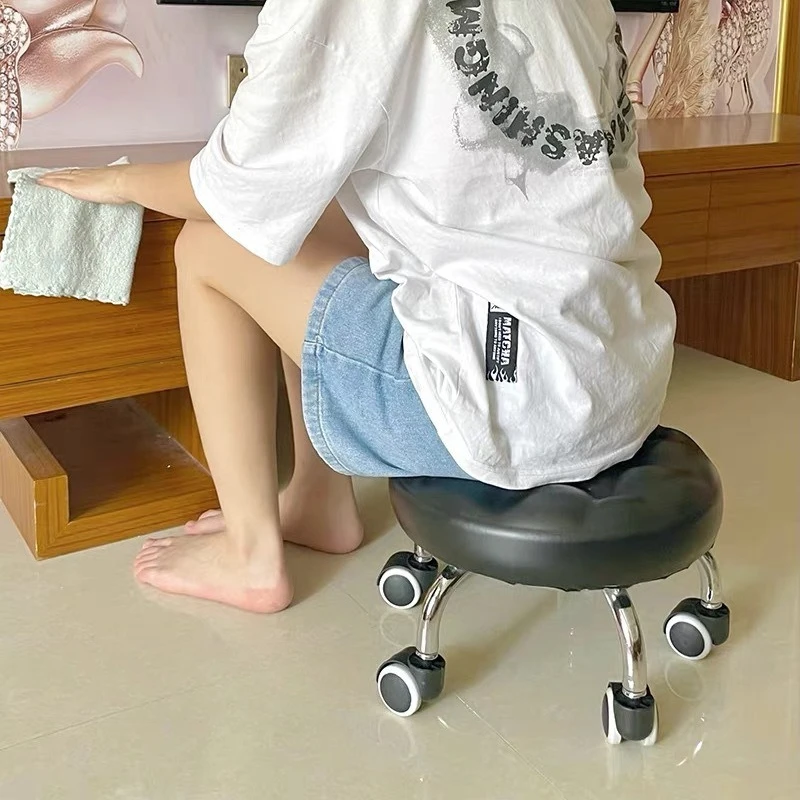 Household Wheeled Floor-cleaning Chairs, Wheeled Seam Sealing Stools, Low Stools, Rotating Nail And Pedicure Round JJ1741