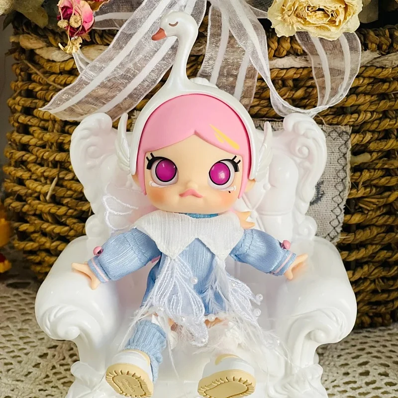 

Molly Genuine Change Qualitatively Swan Anime Original Action Figure Collection Model Desktop Ornaments Doll Toys Kawaii