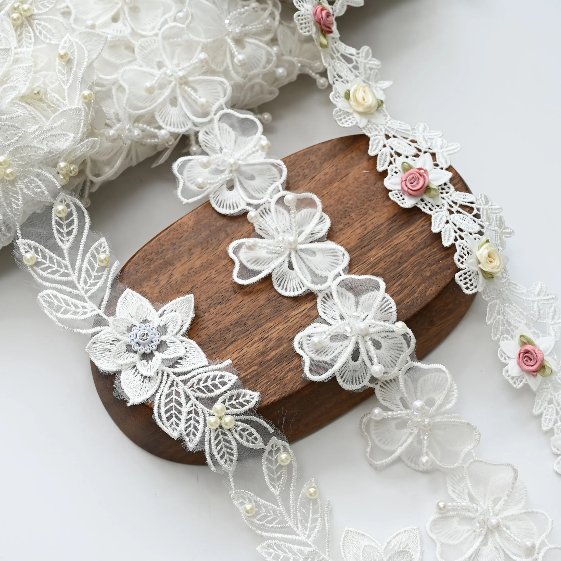 2yard White Flower Embroidered Lace Trims Ribbons DIY Sewing Craft Supplies Retro Vintage Floral Embroidered Apparel Trimings