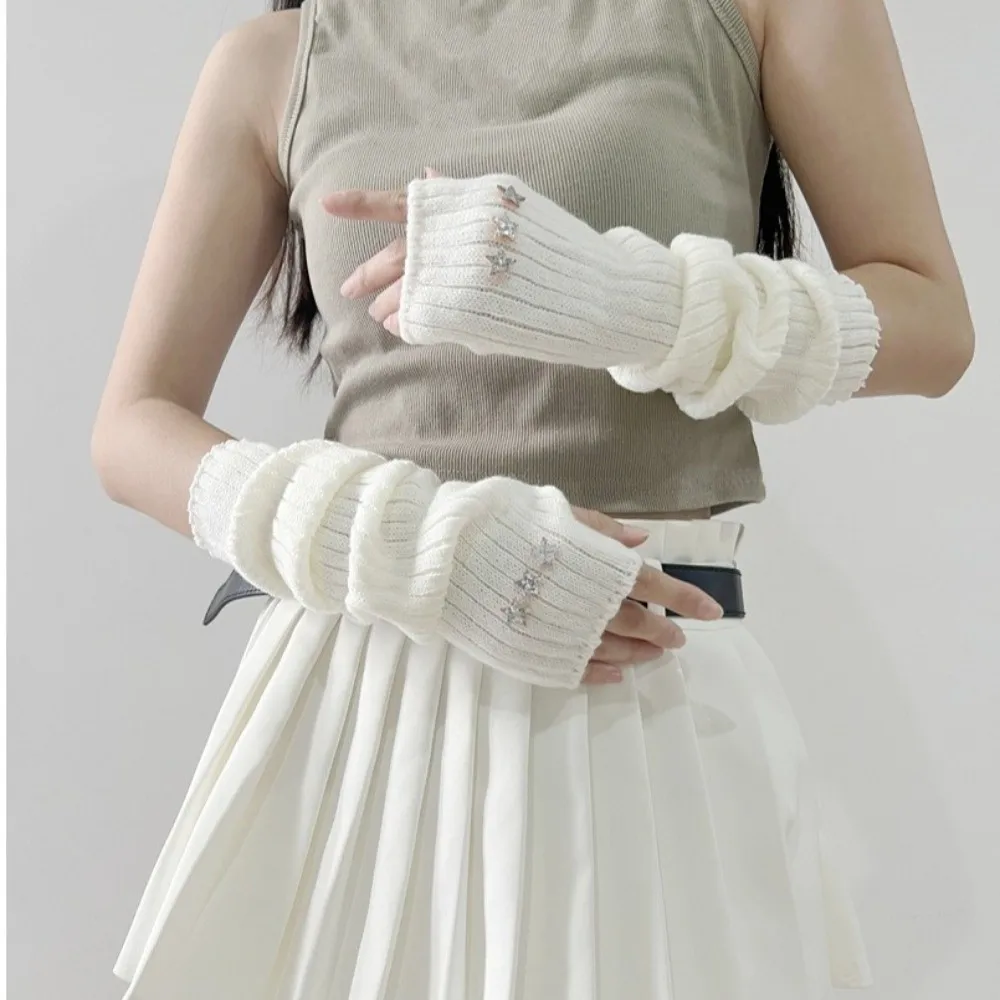 Guanti scaldamuscoli lunghi alla moda resistenti al freddo con toppa pentagramma Guanti senza dita lavorati a maglia con maniche calde per il braccio Autunno Inverno