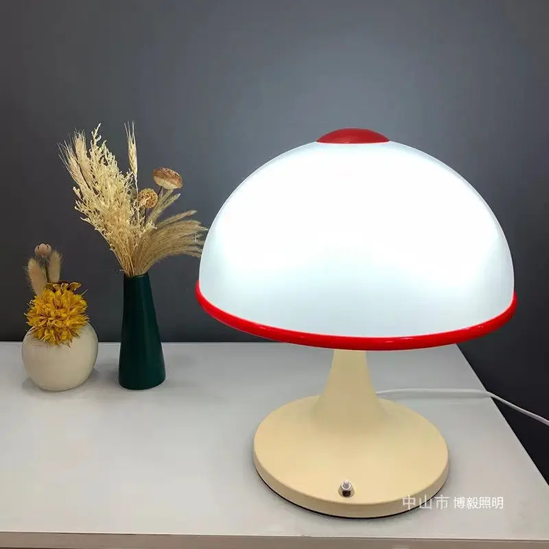 

Ins стиль девушка спальня прикроватная лампа милый гриб настольная лампа теплый винтажный корейский декор гостиной атмосферный свет