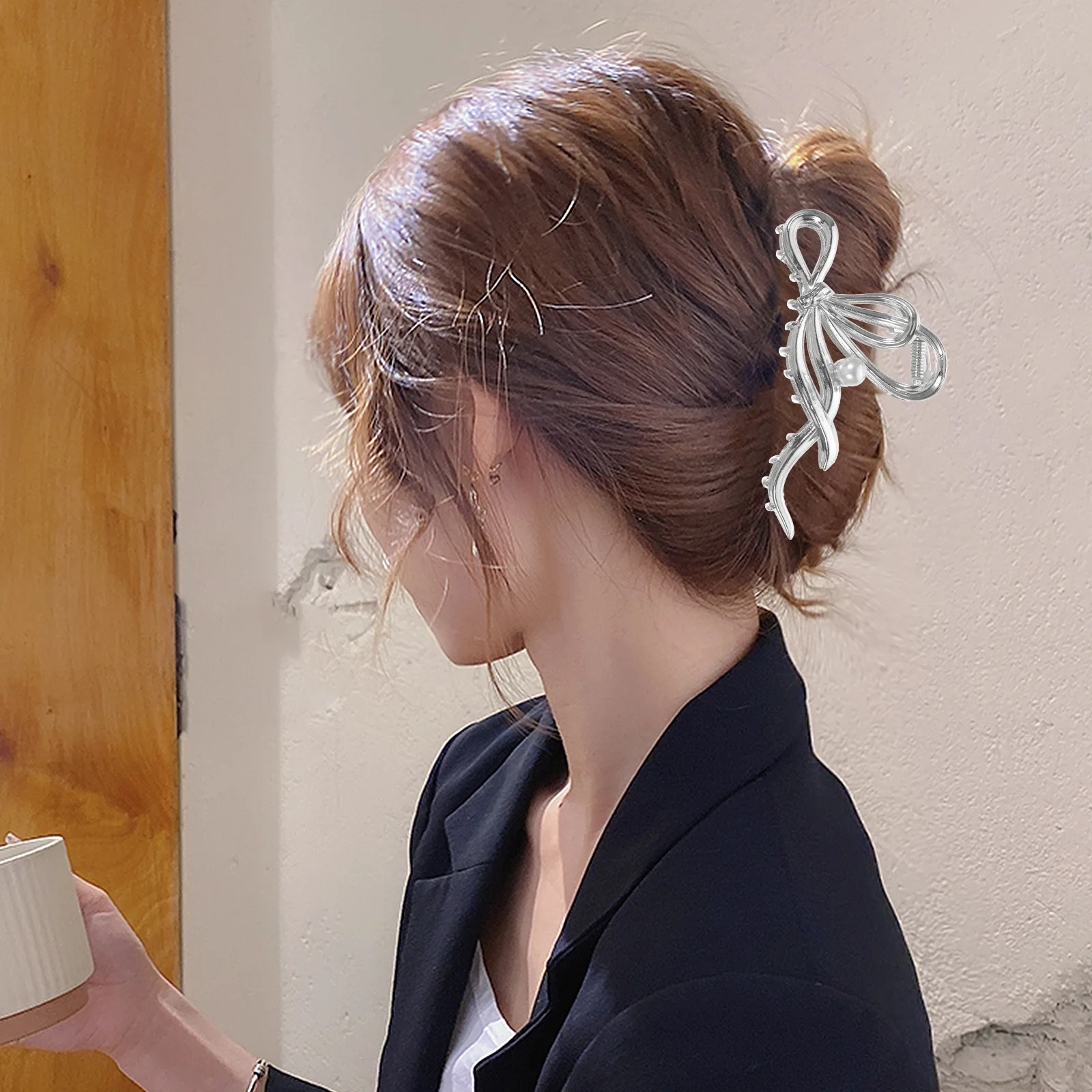 

Butterfly Claw Clip Metal Long-Lasting Decorative Pearl Hair Clips for Thick Long Hair Women Butterfly Claw Clips