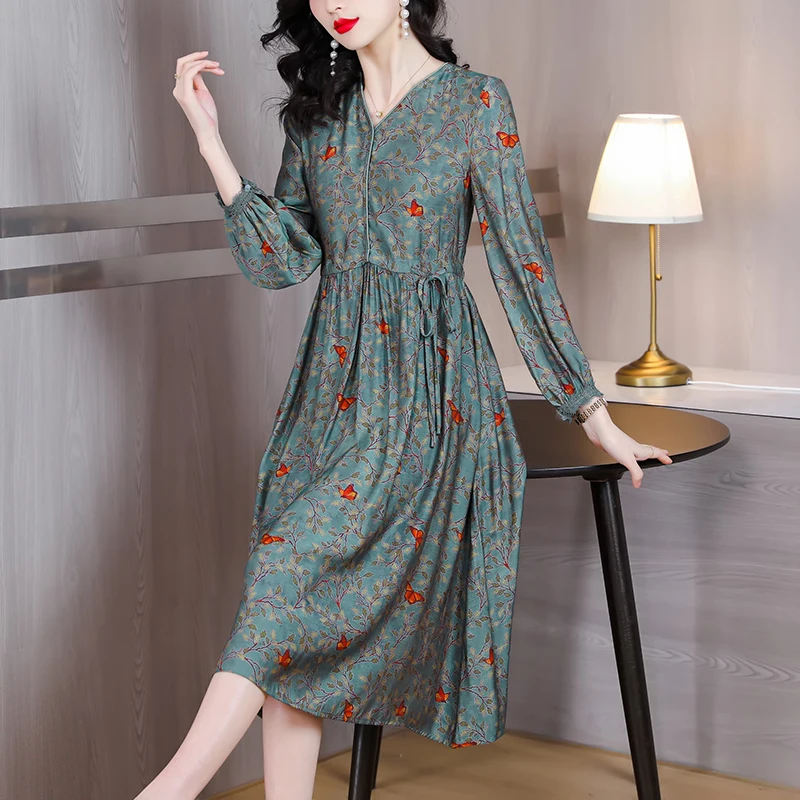 

Summer Blue Floral Silk Butterfly Sleeve V-Neck Midi Dress Women Boho Chic Ruffled Casual Dress 2023 Korean Elegant Party Dress