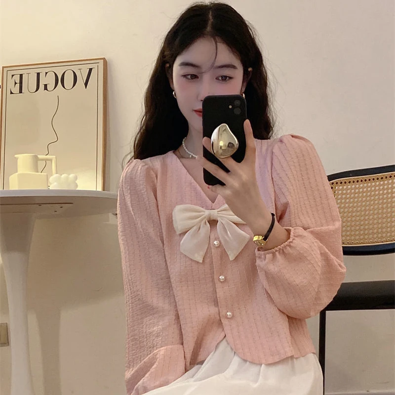 Bow Pink Women Shirts Korean Elegant Pearl Chiffon Female Casual Blouse Spring Autumn New Sweet Long Sleeve Ladies Retro Tops