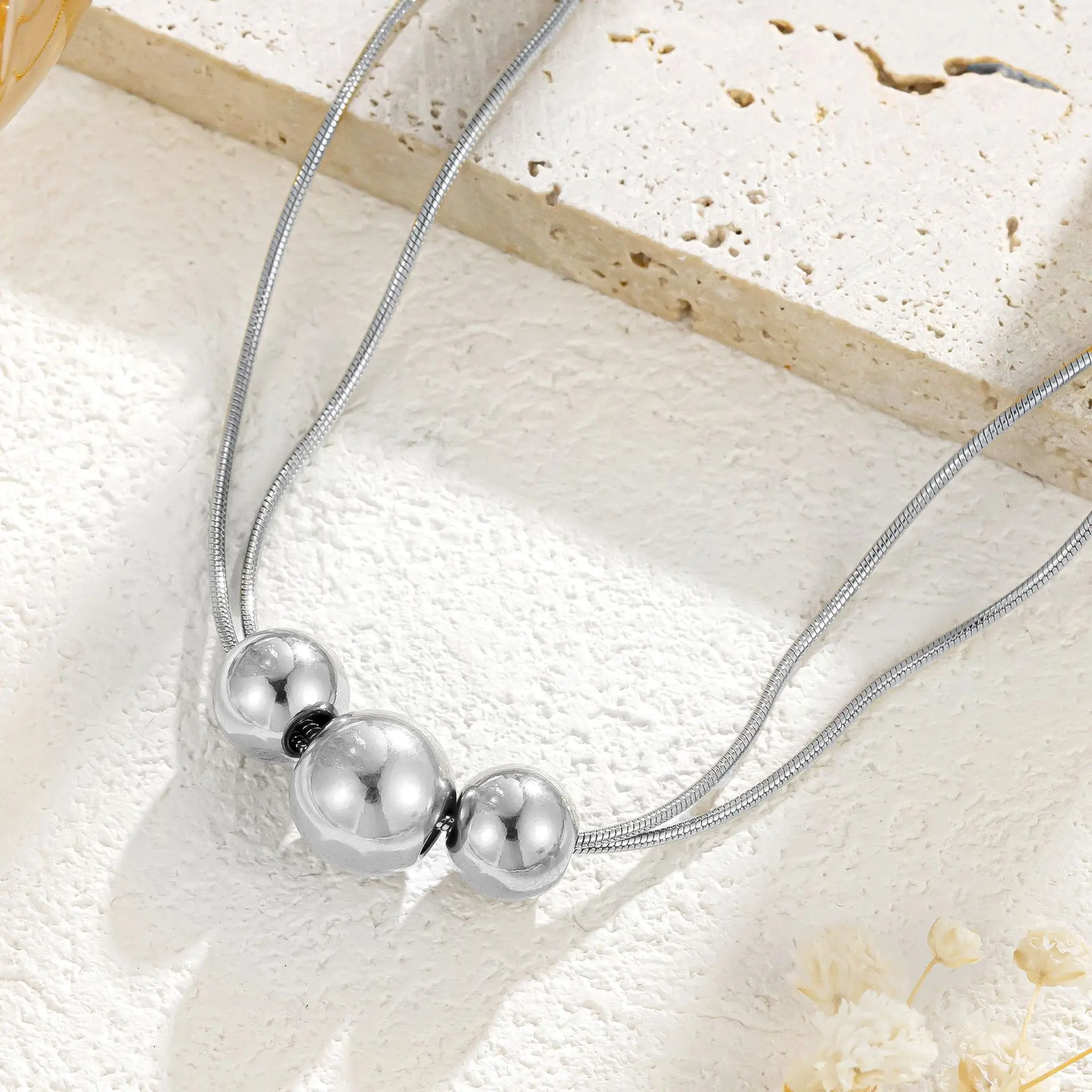 European and American 3pcs Ball Beads Pendant For Women Fashion Temperament Stainless Steel Snake Layered Chain Jewelry Gift