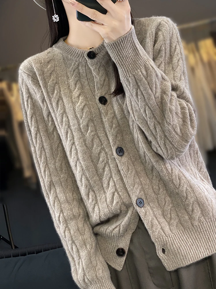 المرأة Preppy نمط كابل الحياكة سترة الخريف الشتاء جودة كم سترة الكشمير المعنقة سميكة 100% ميرينو الصوف محبوك القمم
