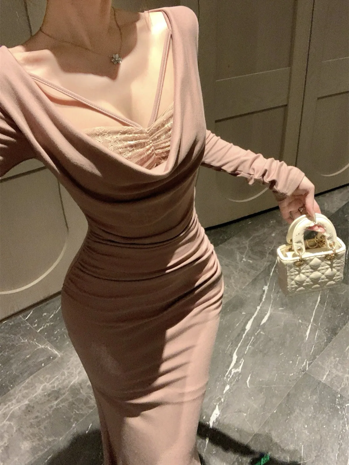 

Sexy Lace Splice Fake Two-Piece Dr Women's Autumn Winter Waist-Cinching Pleated Bodycon Long Skirt Street Sle Long Sve