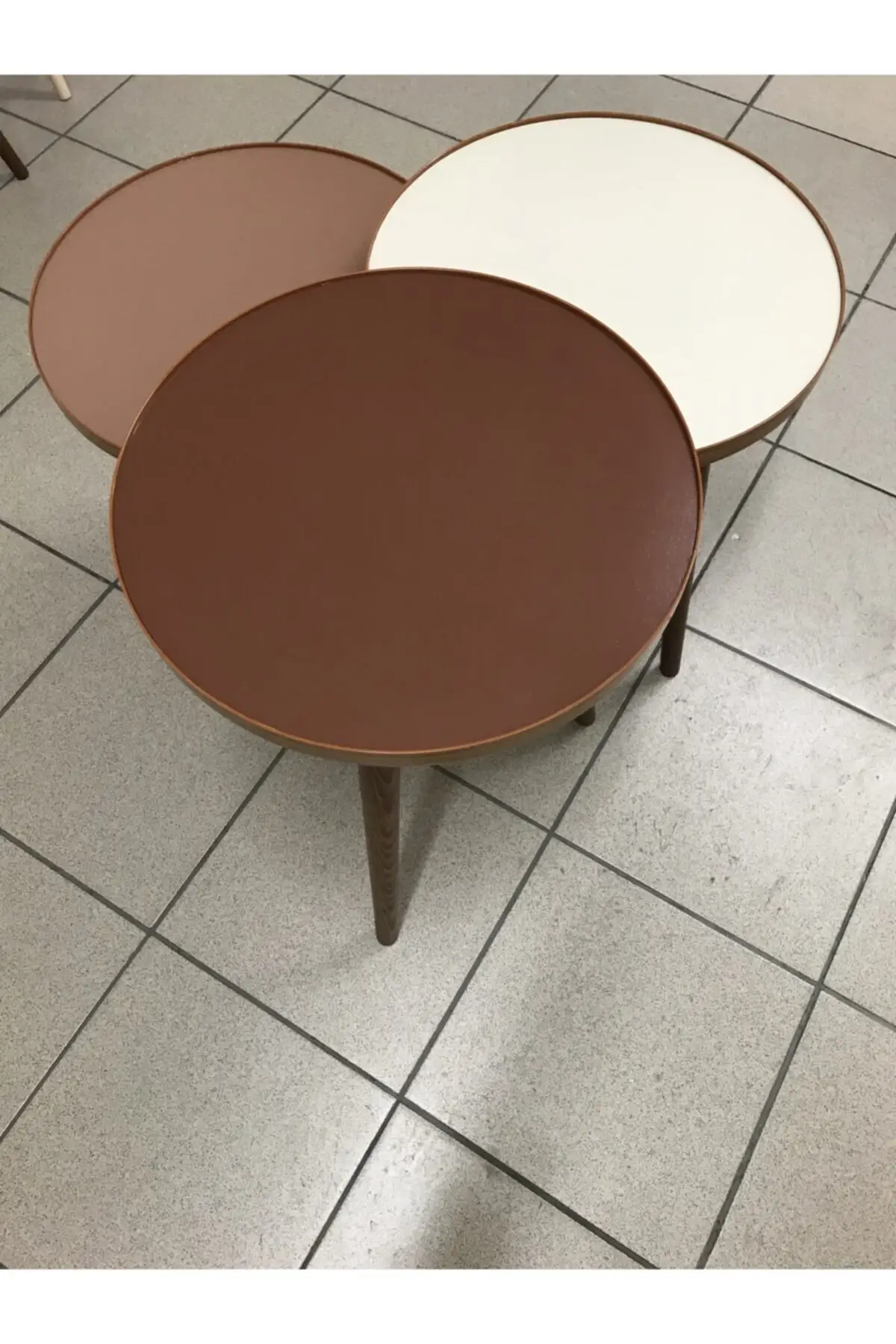Table basse de 3 pouces Zigon, meuble pour le café