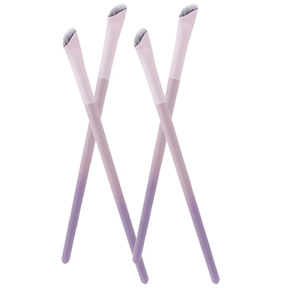 Zestaw 4 pędzli do eyelinera z kątowym ostrzem, ultra precyzyjne narzędzie do makijażu oczu zapewniające bezbrudne nakładanie, przenośny pędzel kosmetyczny.