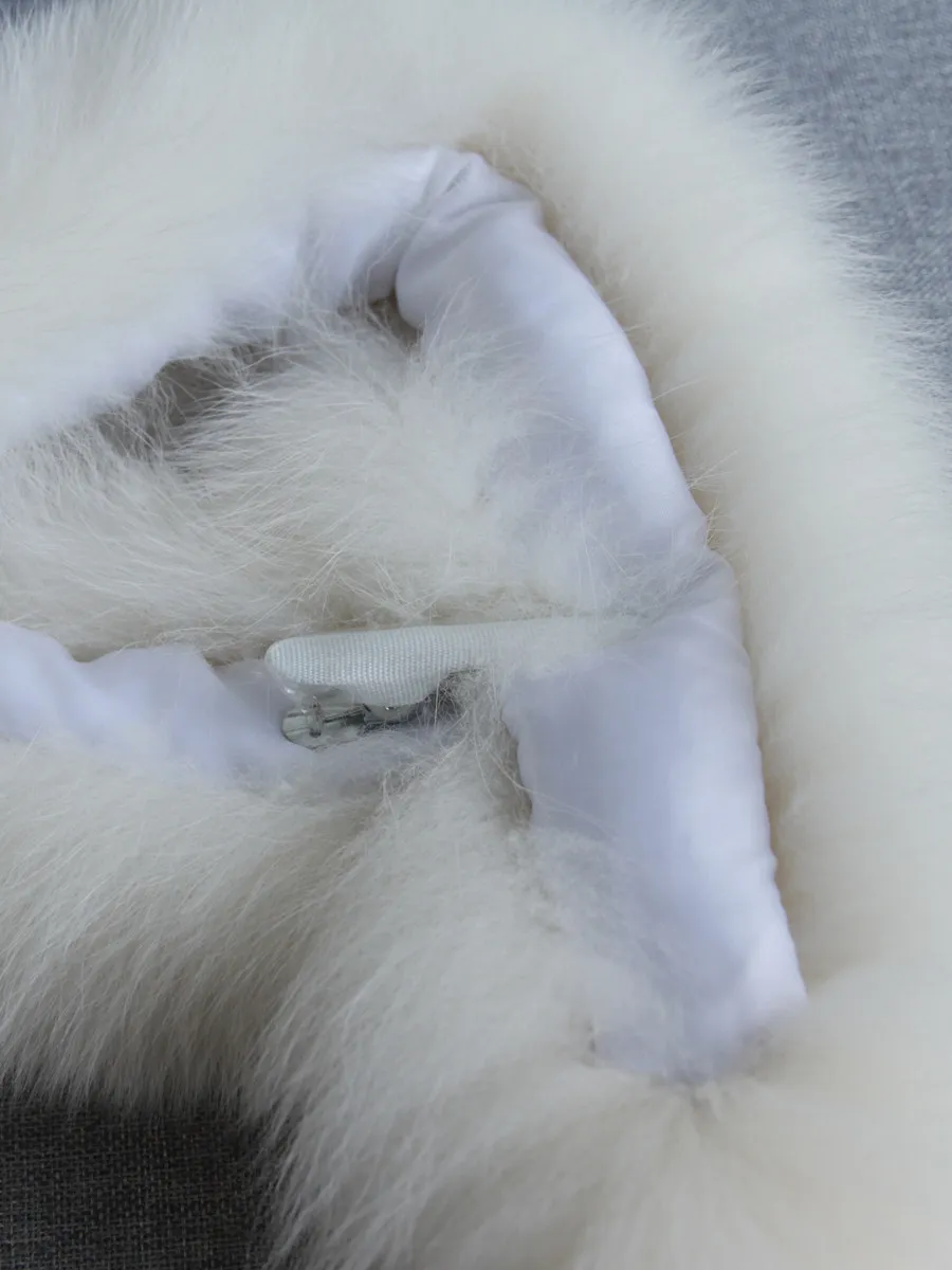 2025 versione coreana della sciarpa di volpe bianca, sciarpa di pelo di volpe, versatile sciarpa di pelliccia a coda piccola da donna offerta speciale