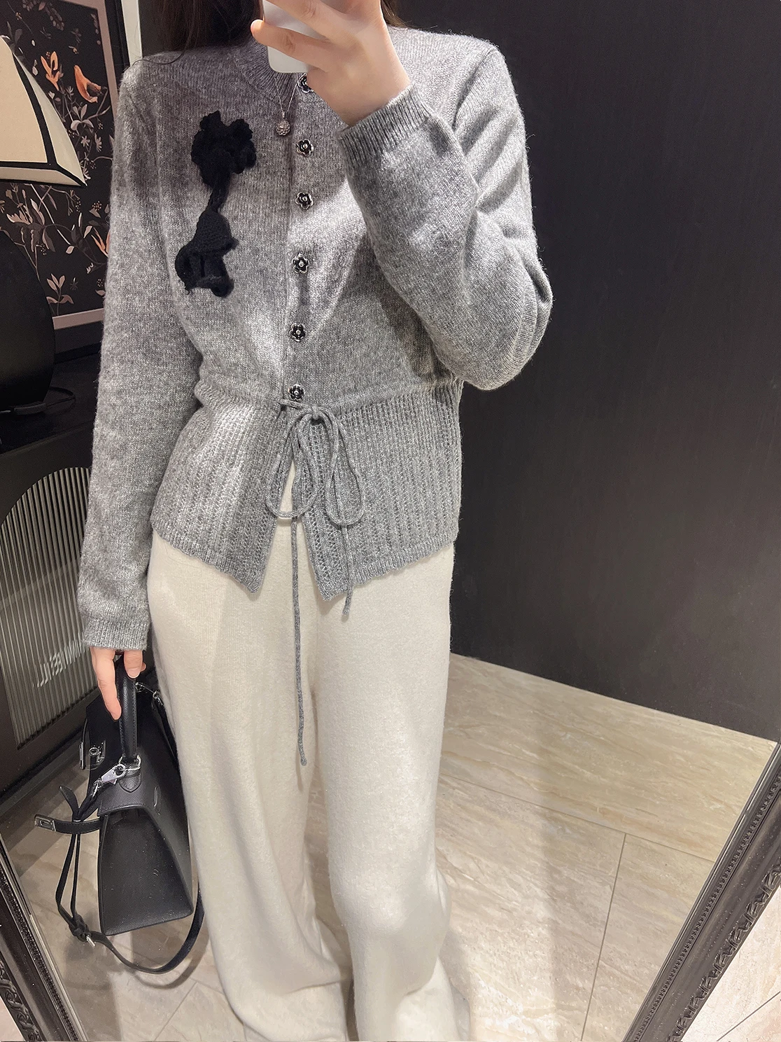 

Вязаный вручную кардиган с вышивкой в виде колокольчиков, женский свободный шерстяной свитер с 3D-декором для дайских женщин